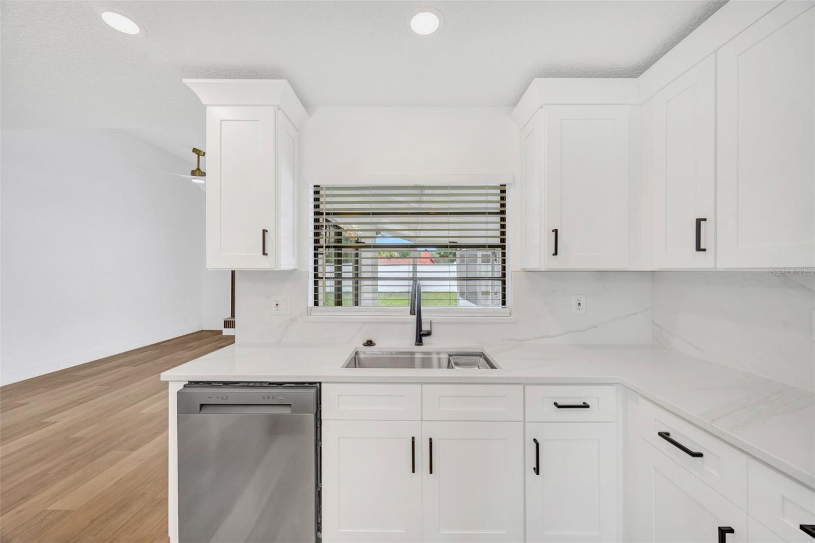 RIVER RUN UNIT 1 - Residential