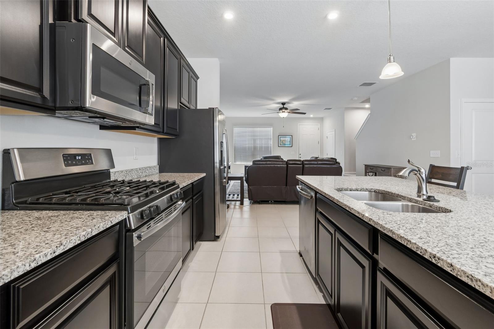 ASTURIA PH 3 - Residential