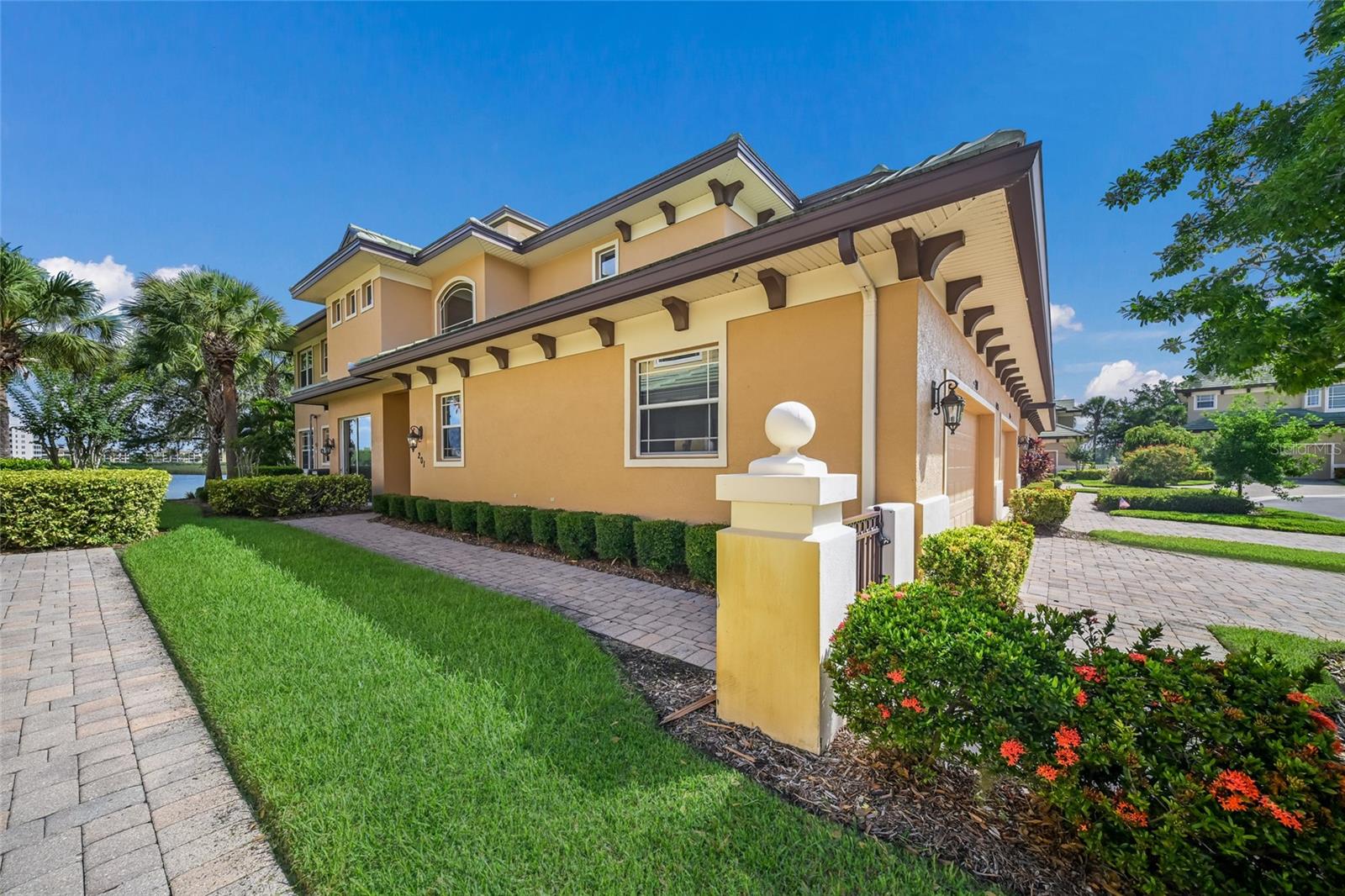 THE MOORINGS AT EDGEWATER - Residential