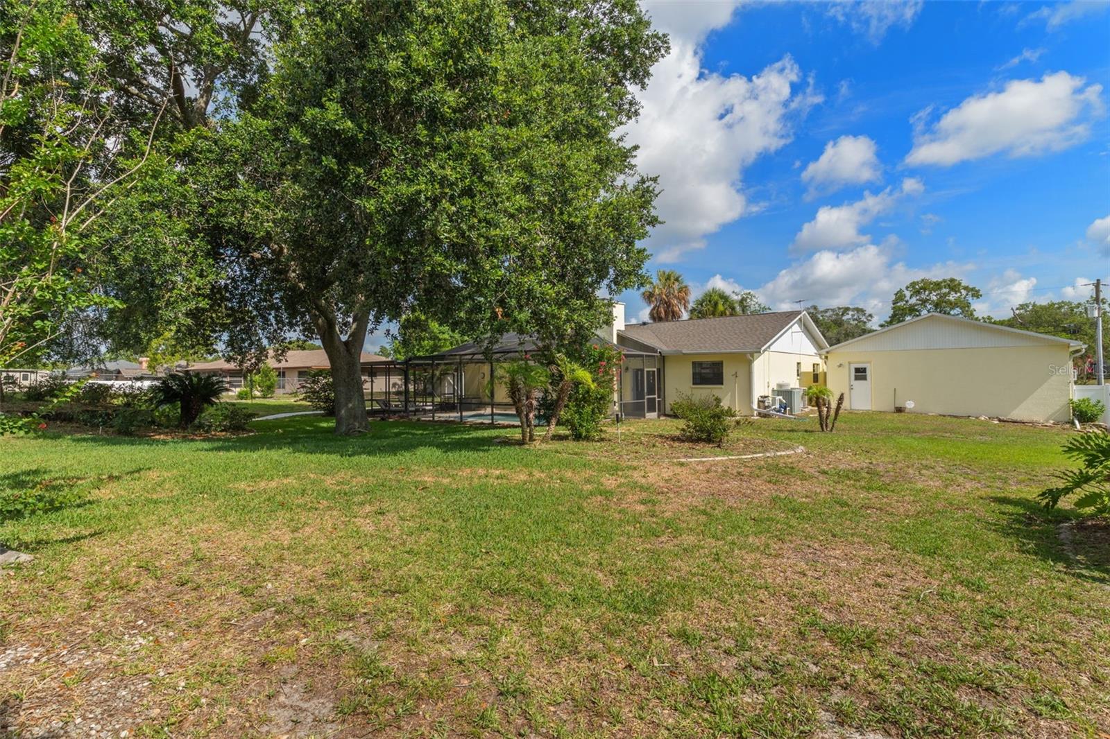 SPRING HILL - Residential