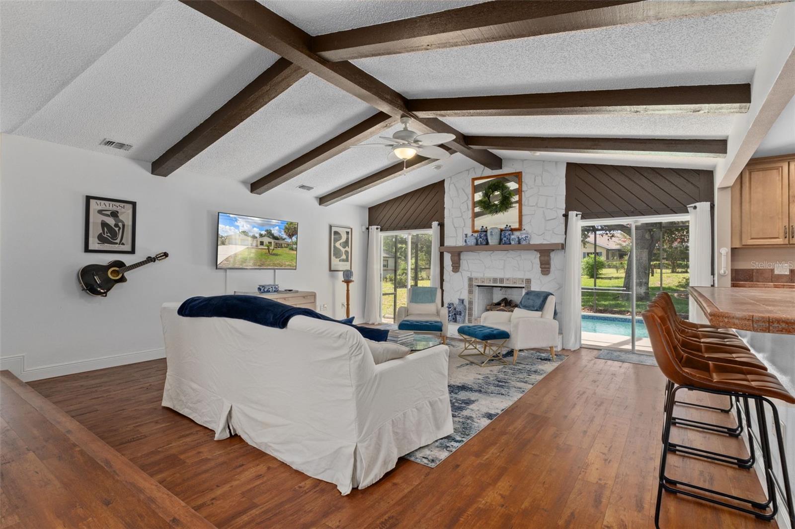 SPRING HILL - Residential