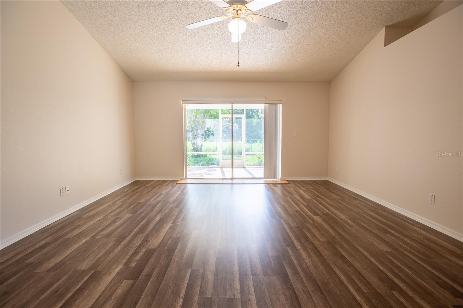 GROVELAND VILLAGE ESTATES SUB - Residential