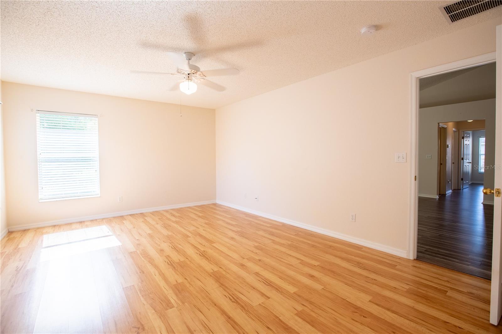 GROVELAND VILLAGE ESTATES SUB - Residential