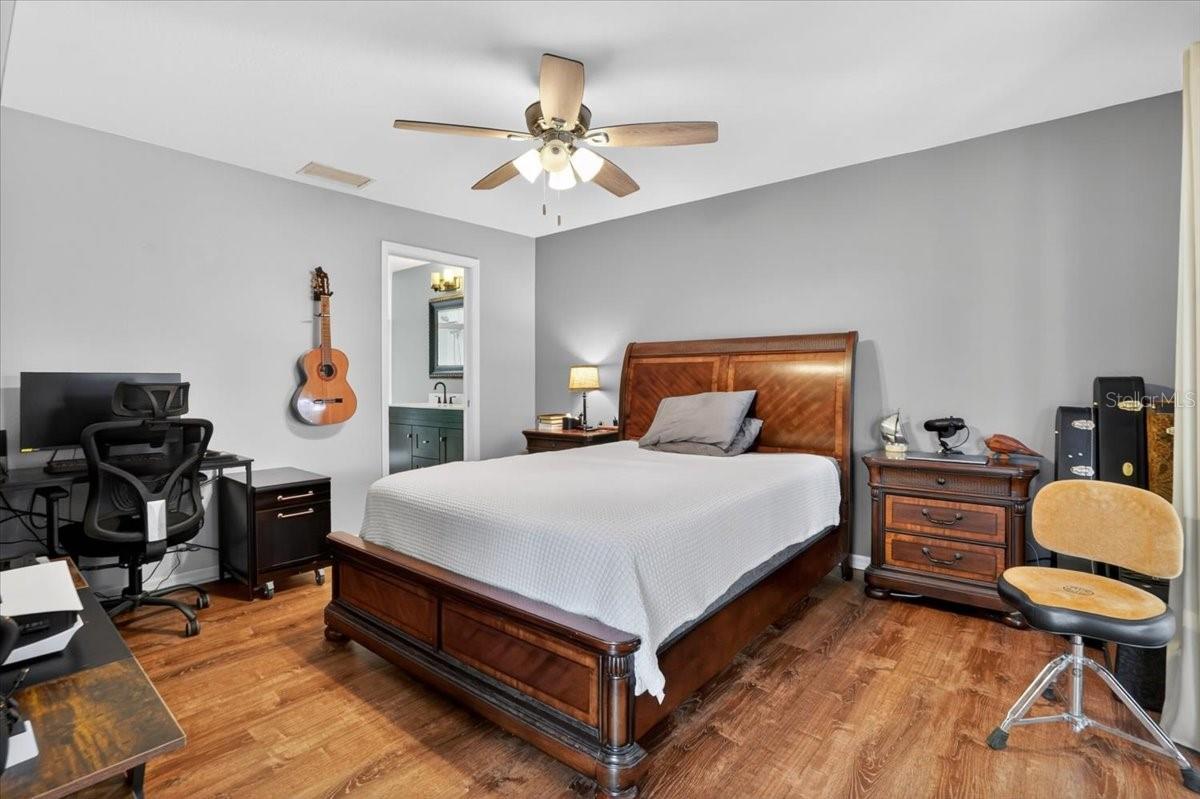 SUMMERWOOD - Residential