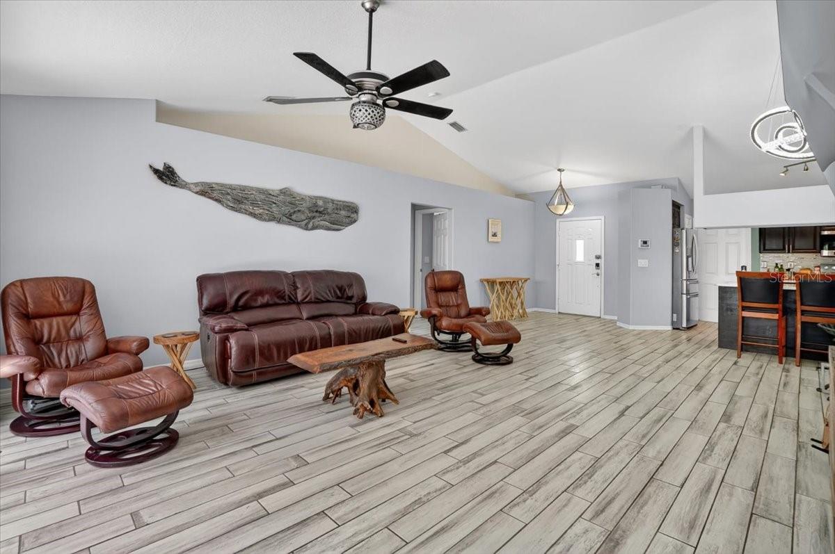 SUMMERWOOD - Residential