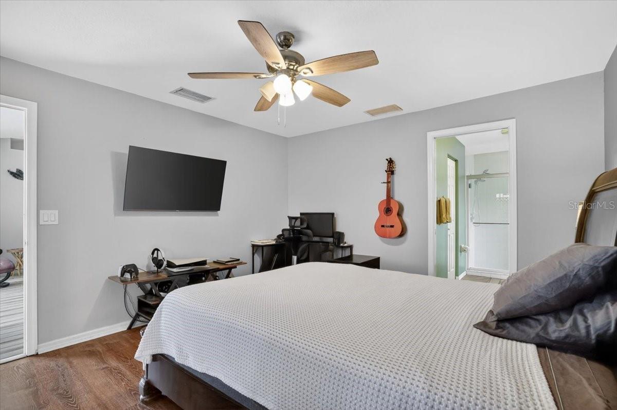 SUMMERWOOD - Residential