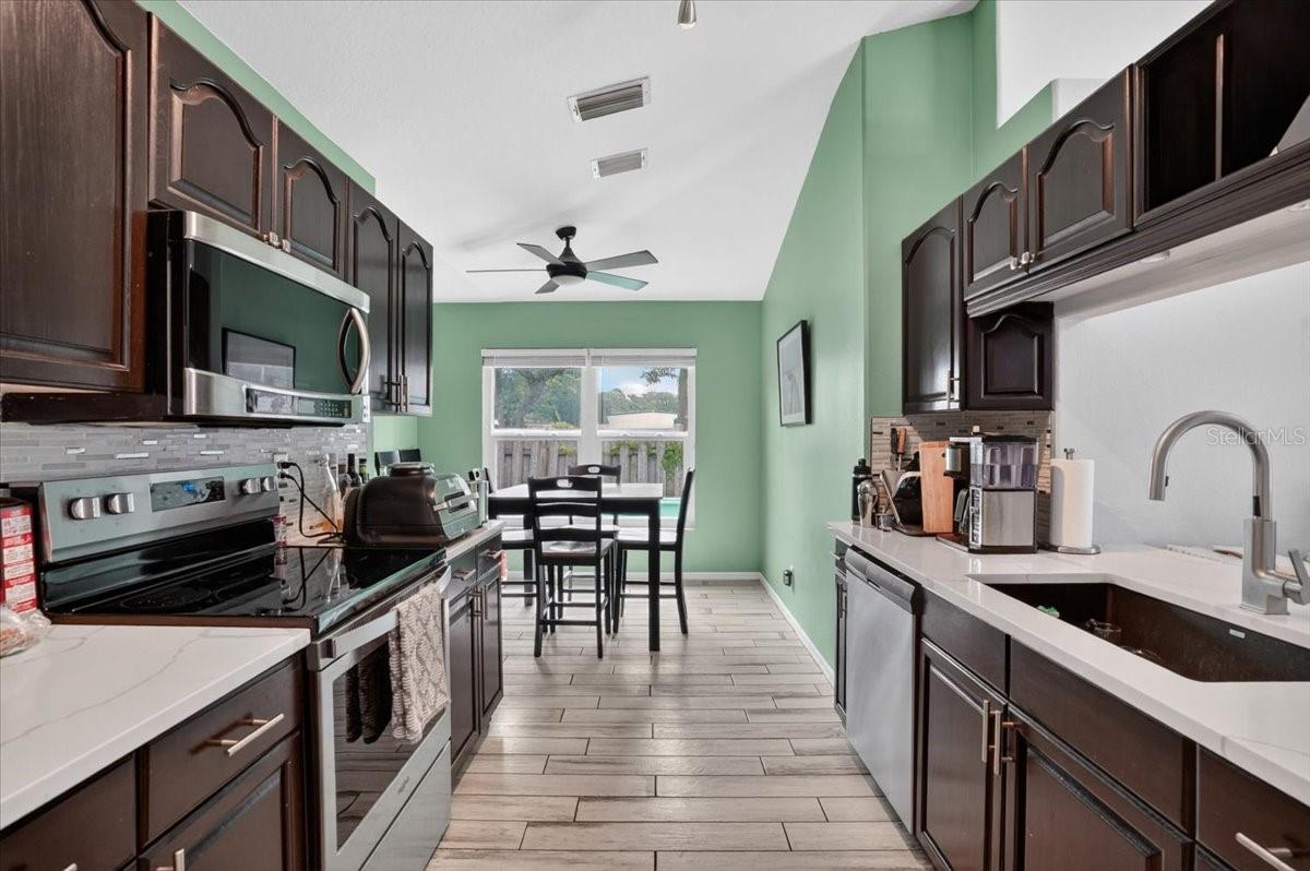 SUMMERWOOD - Residential