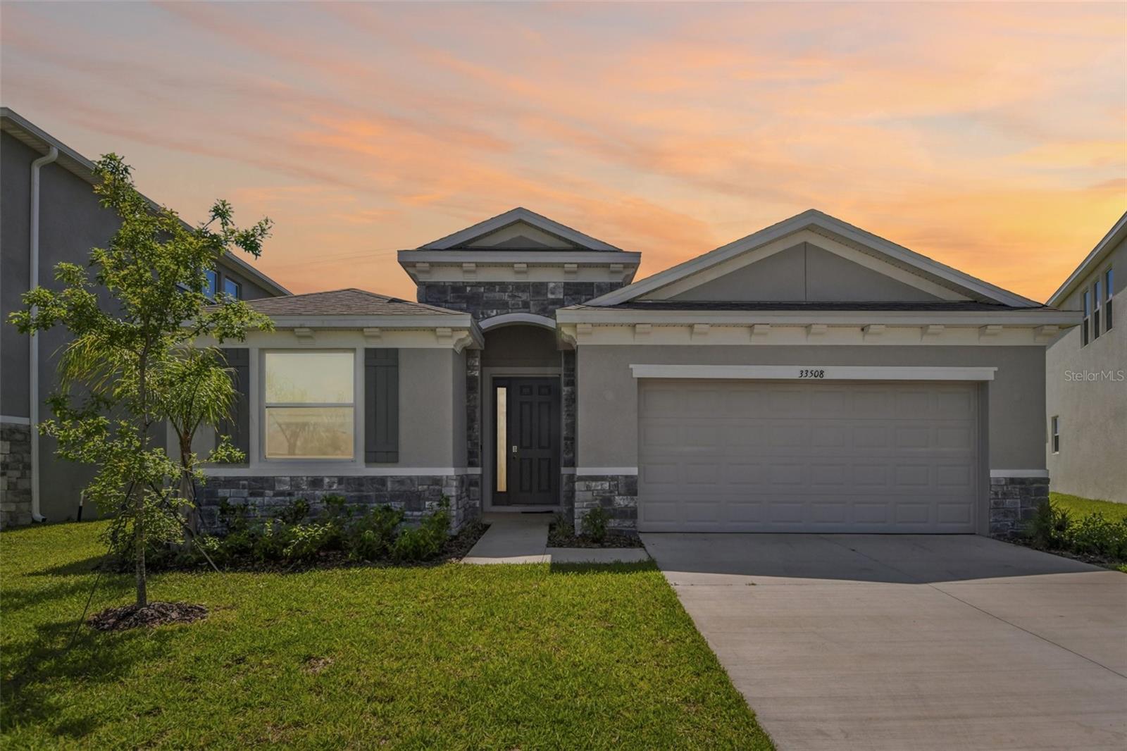 AVALON PARK WEST NORTH PH 2 4 5 - Residential