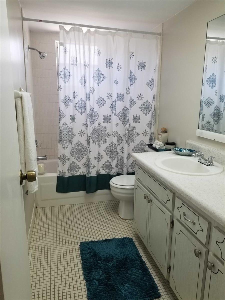 SKYCREST GREENS - Residential Income