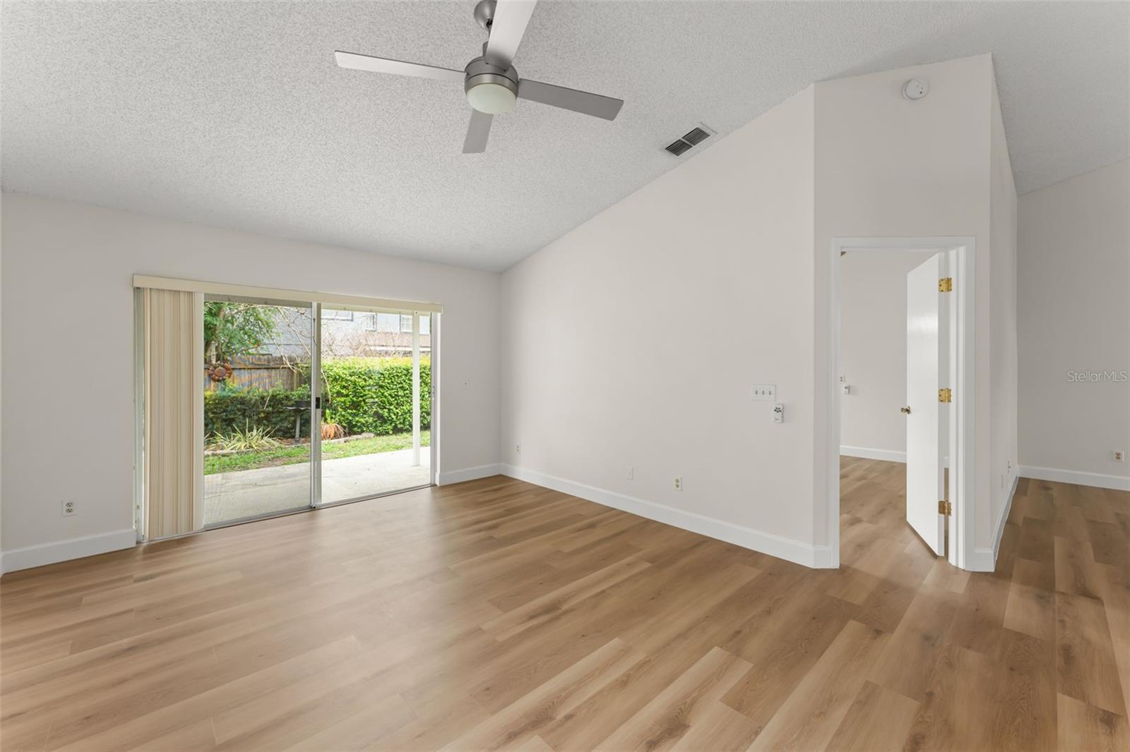 GREENWOOD LAKES UNIT D-3B 1ST ADD - Residential