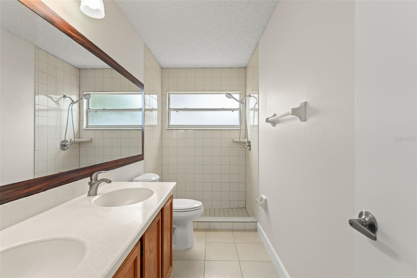 GREENWOOD LAKES UNIT D-3B 1ST ADD - Residential