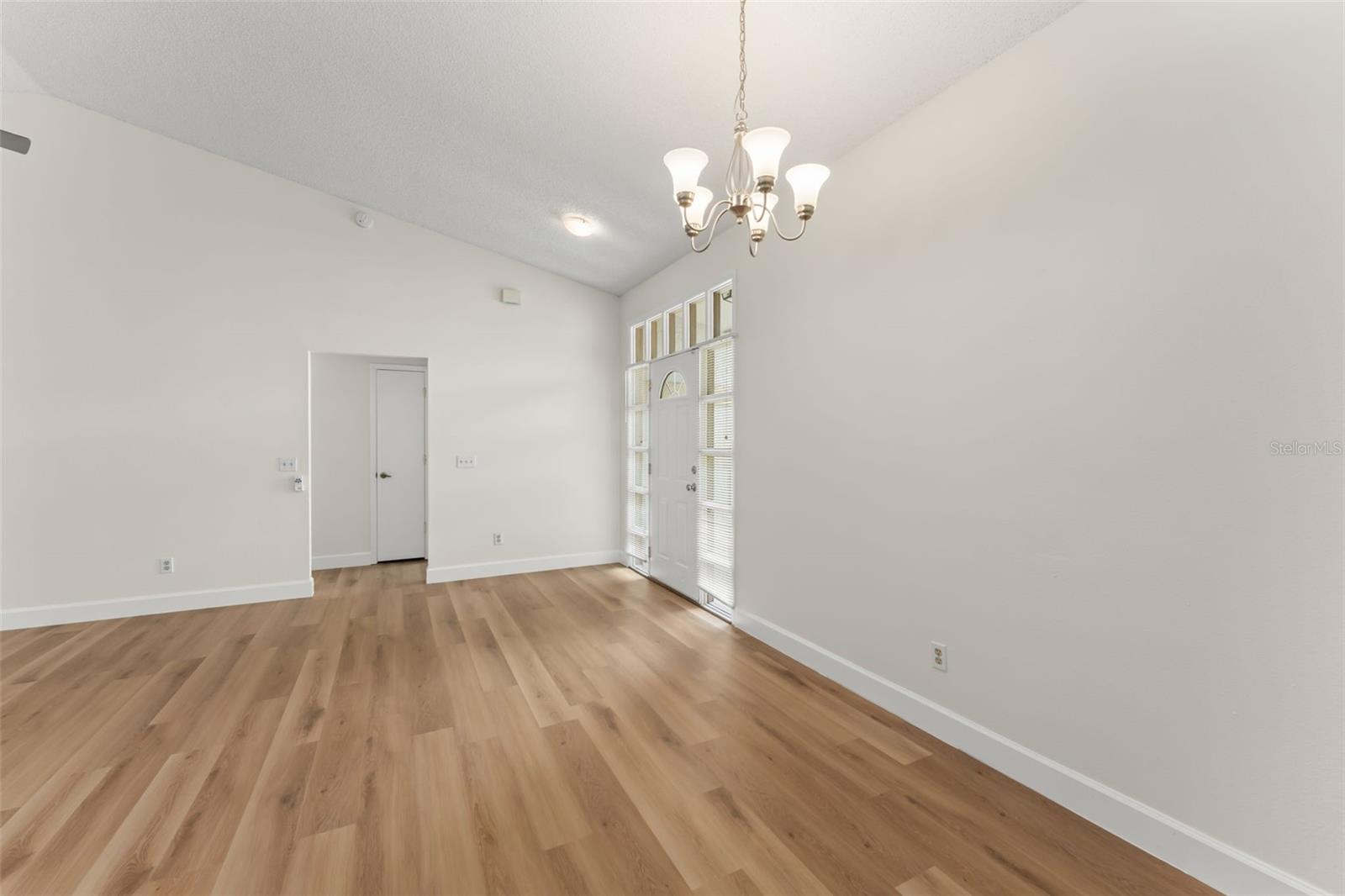 GREENWOOD LAKES UNIT D-3B 1ST ADD - Residential