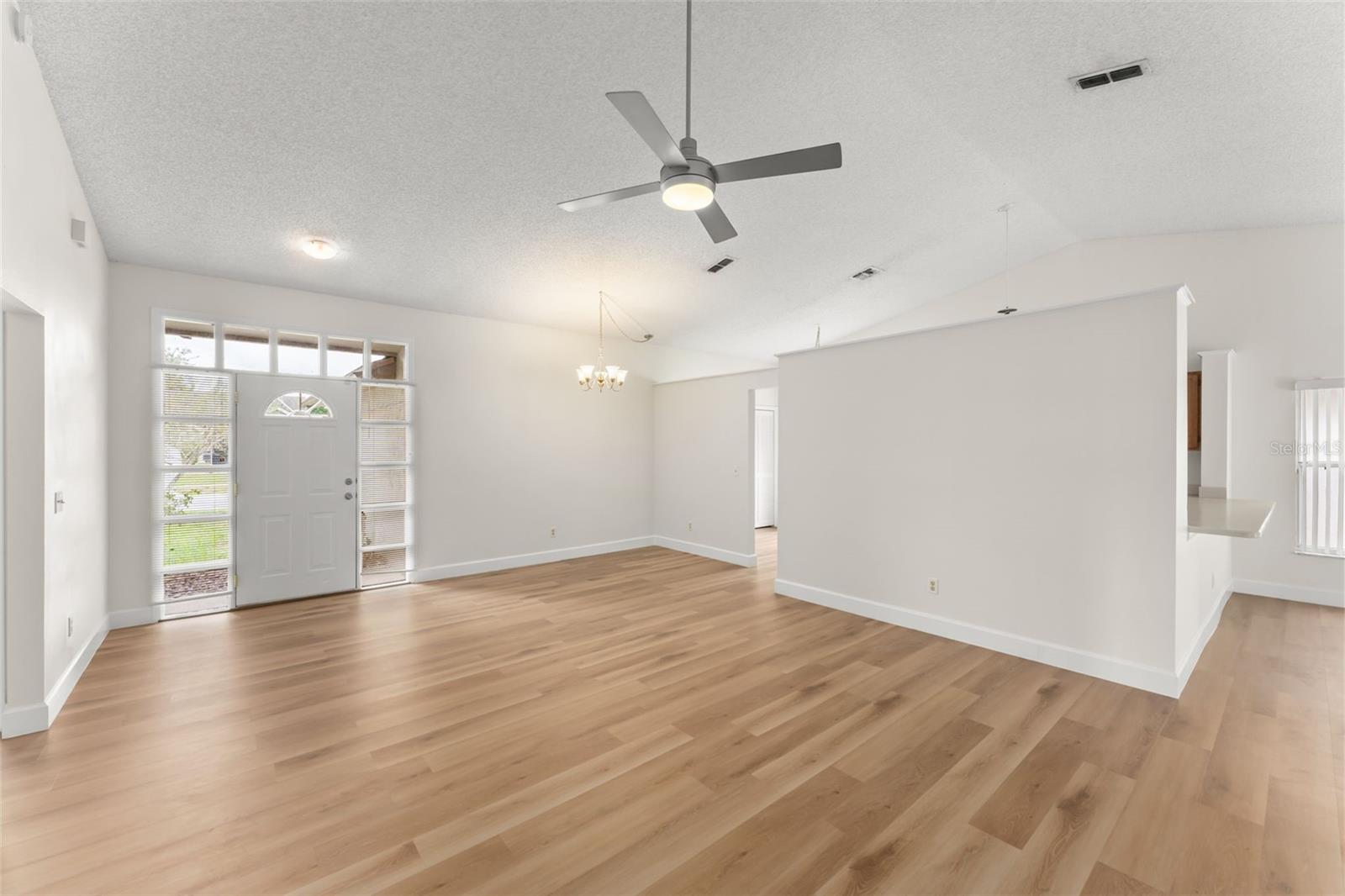 GREENWOOD LAKES UNIT D-3B 1ST ADD - Residential