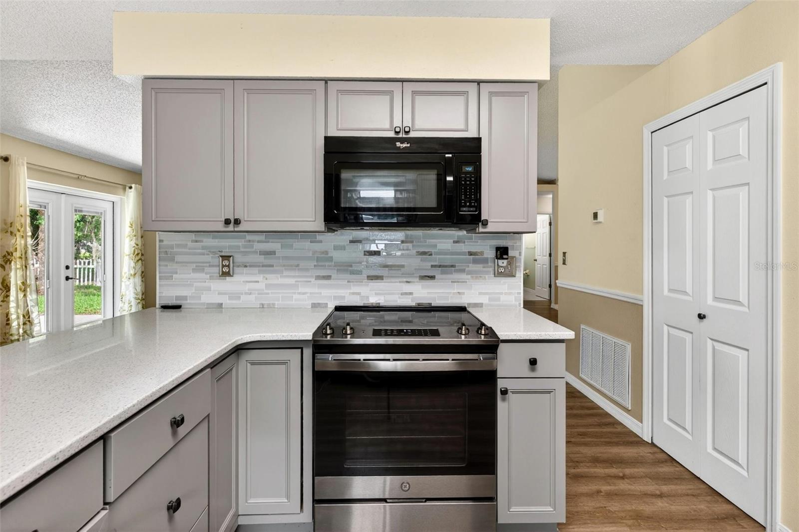 SHERWOOD OAKS PUD - Residential