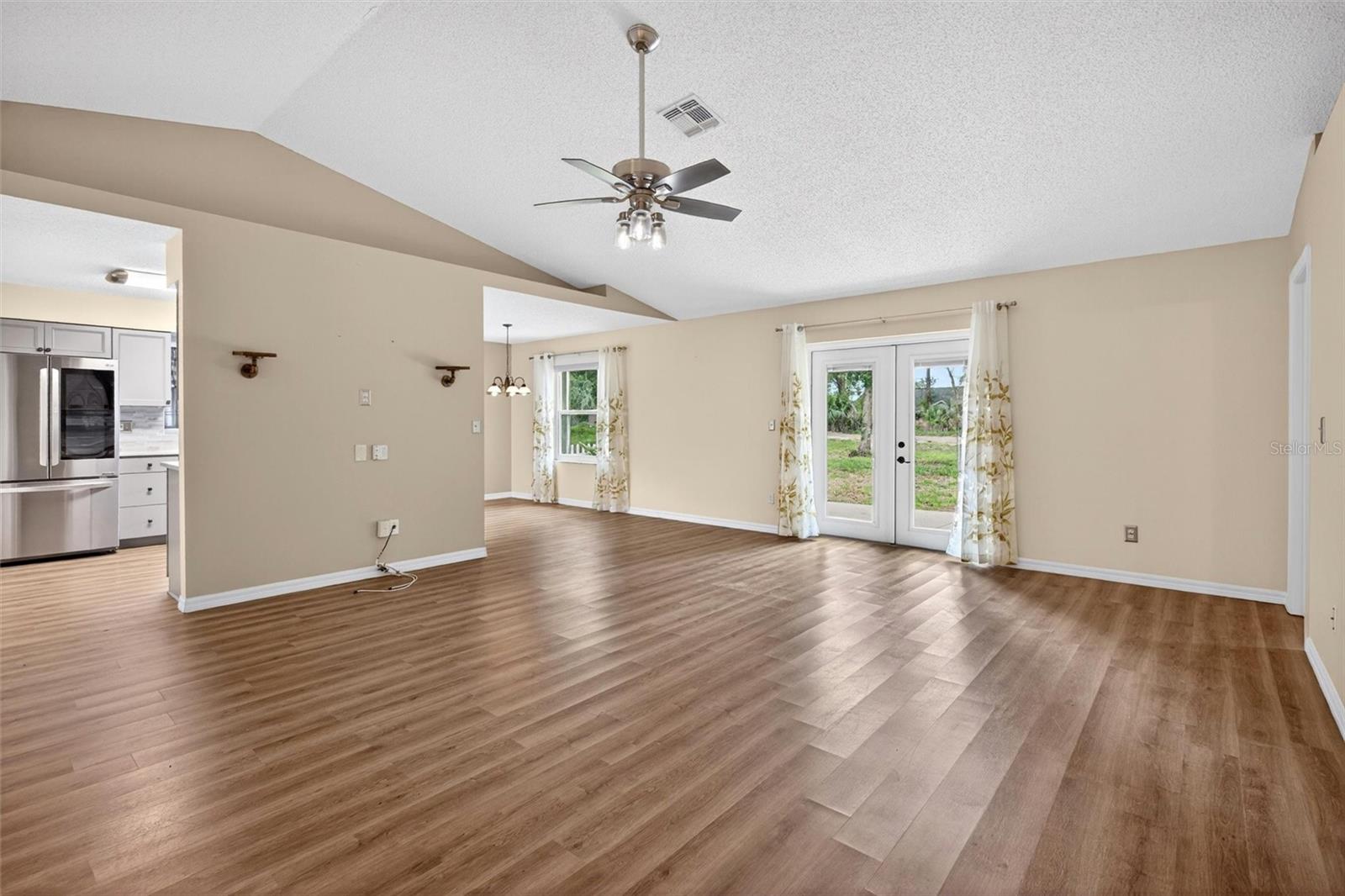 SHERWOOD OAKS PUD - Residential