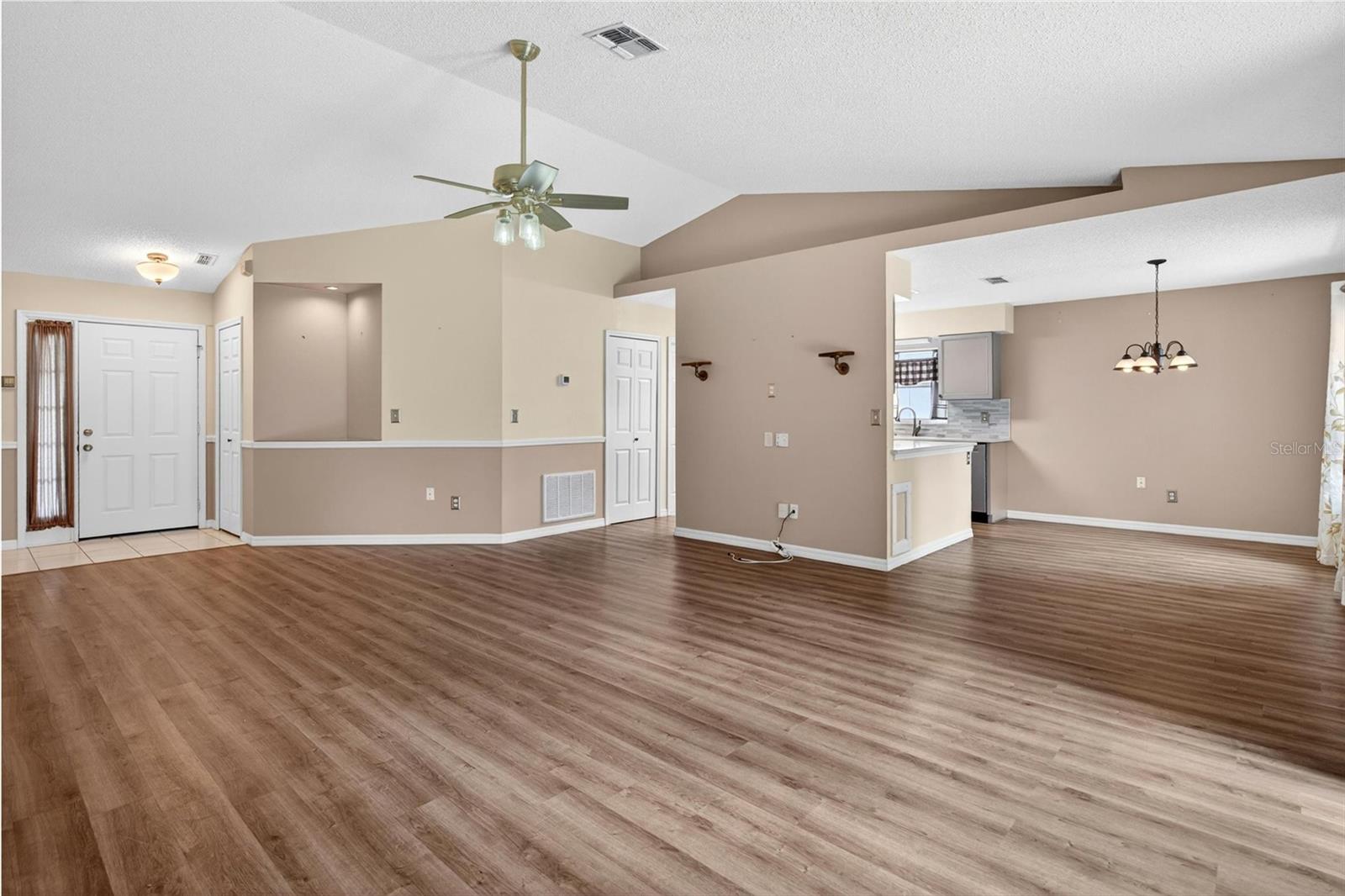 SHERWOOD OAKS PUD - Residential