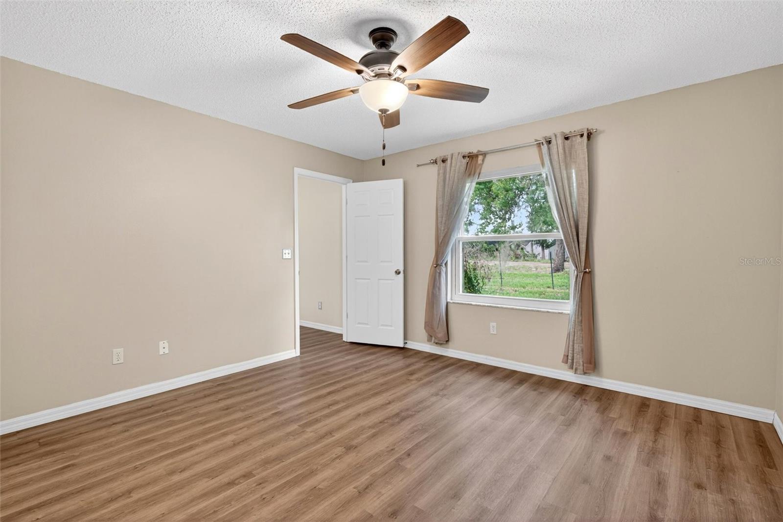 SHERWOOD OAKS PUD - Residential