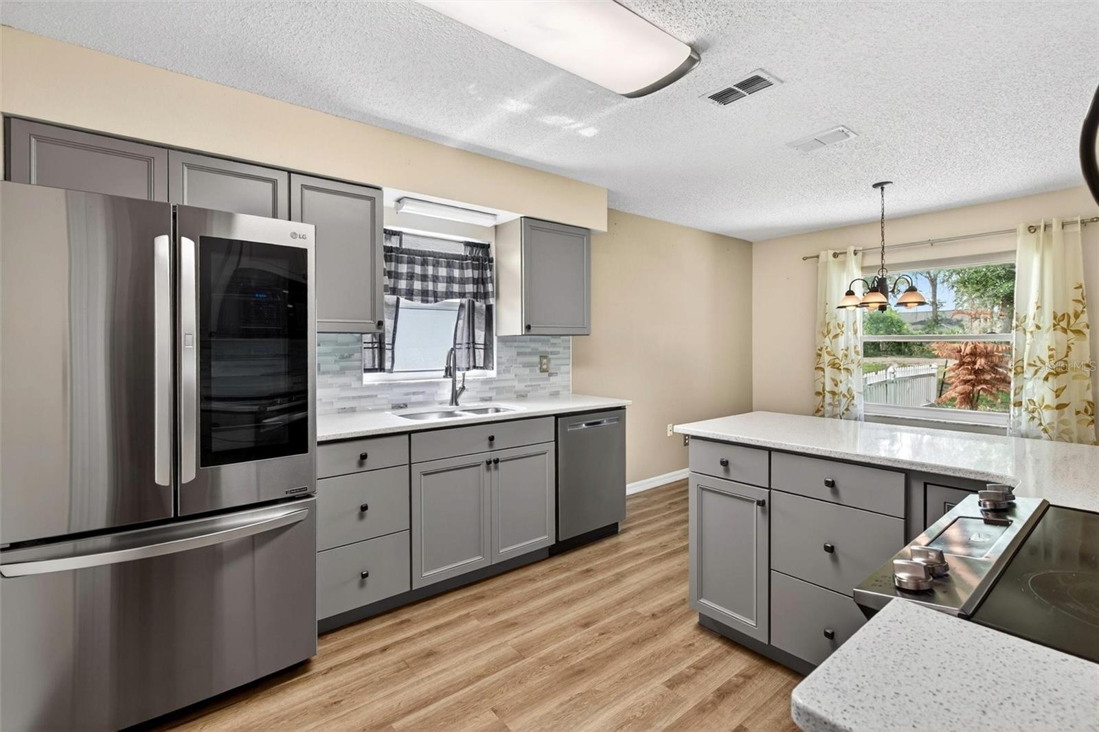 SHERWOOD OAKS PUD - Residential