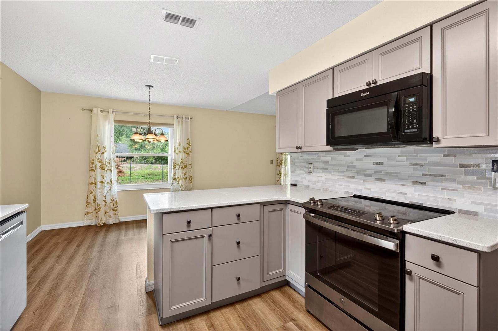 SHERWOOD OAKS PUD - Residential