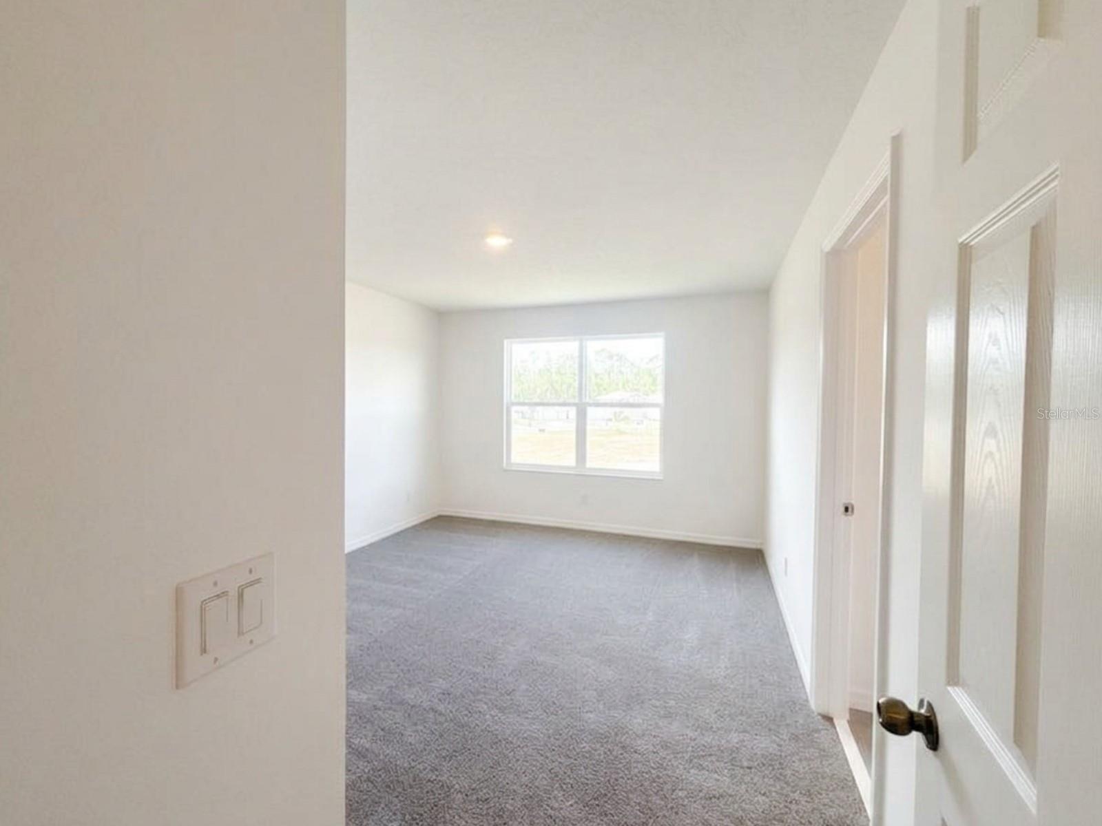 PINE MEADOWS RESERVE - Residential Lease