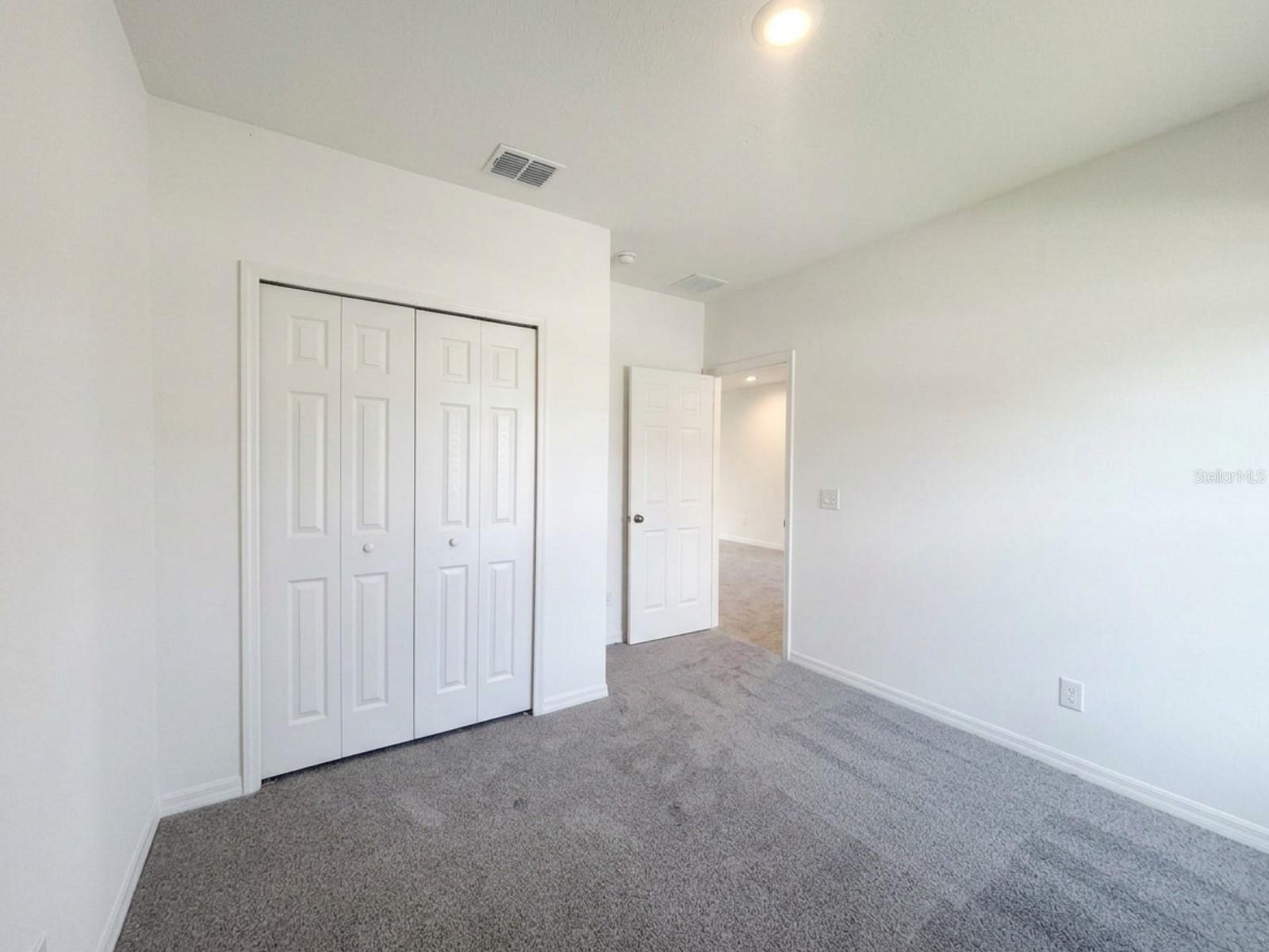 PINE MEADOWS RESERVE - Residential Lease