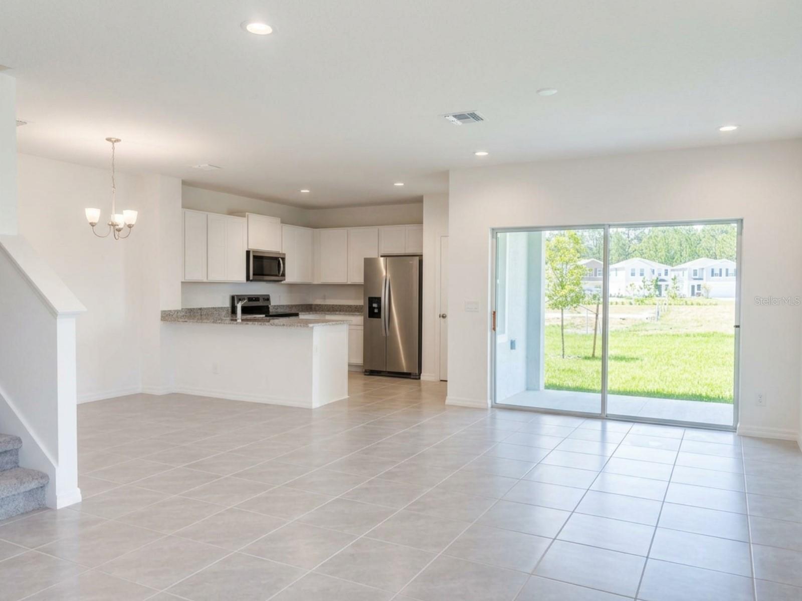PINE MEADOWS RESERVE - Residential Lease