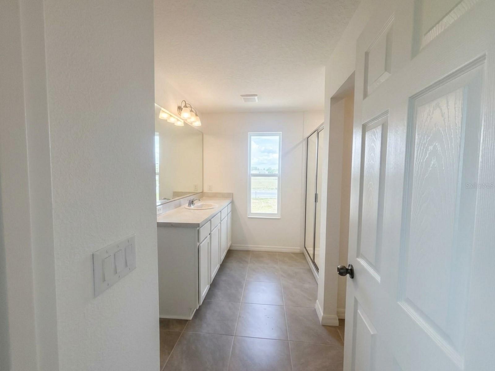 PINE MEADOWS RESERVE - Residential Lease