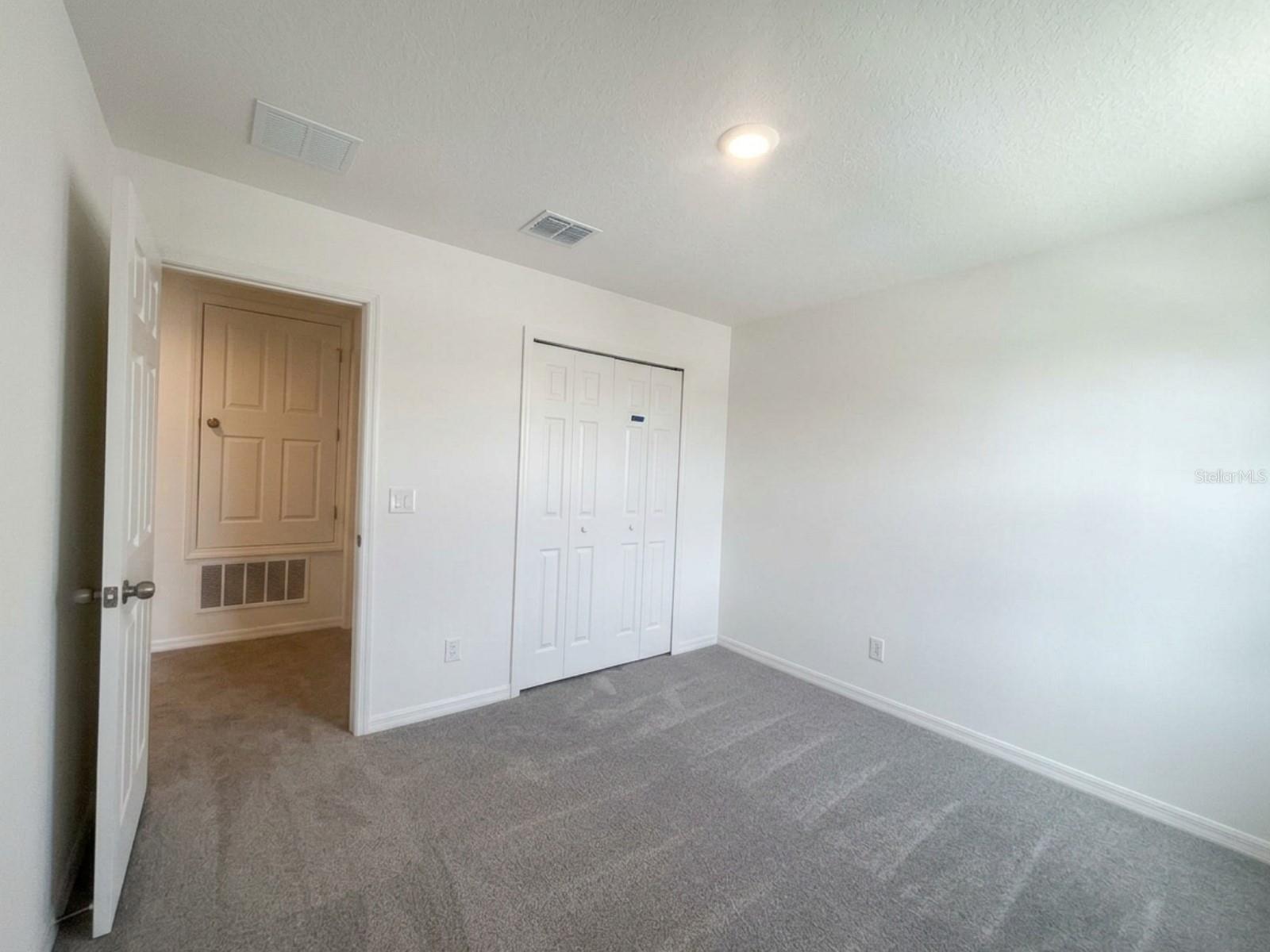 PINE MEADOWS RESERVE - Residential Lease