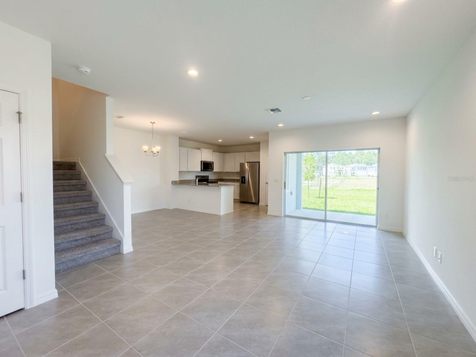 PINE MEADOWS RESERVE - Residential Lease
