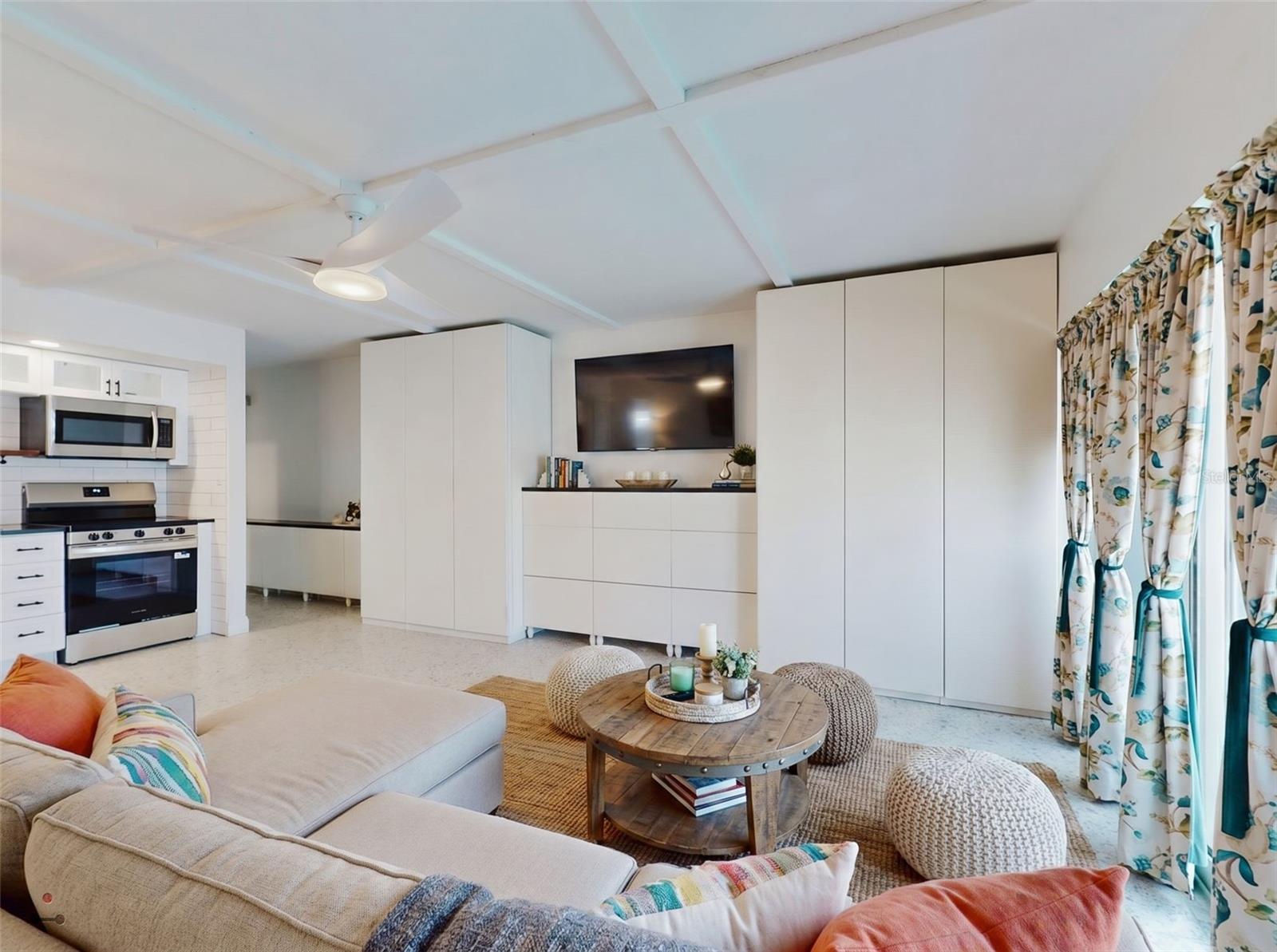MARINERS COVE CONDO - Residential