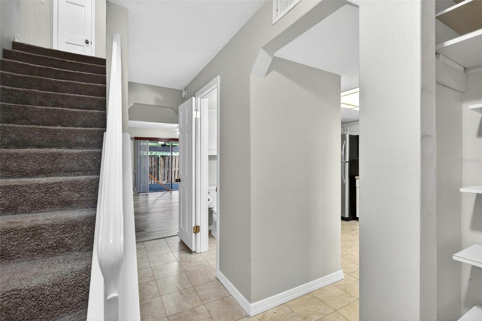 COLONIAL TOWNHOUSE APT PH II - Residential
