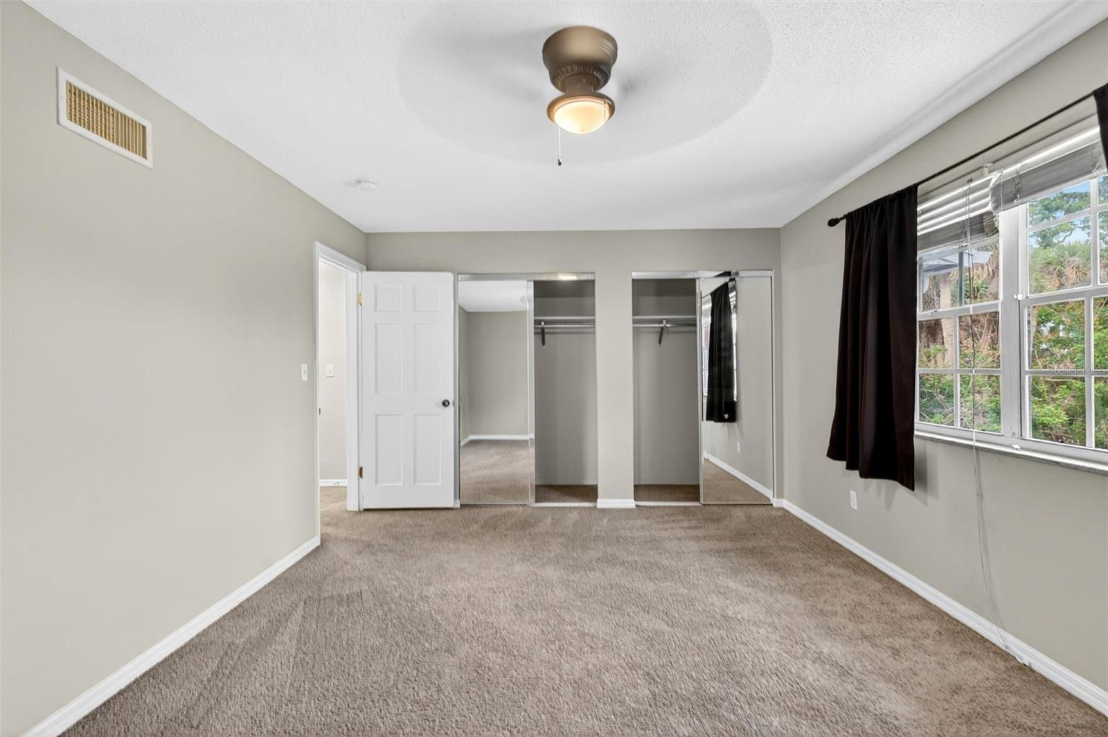 COLONIAL TOWNHOUSE APT PH II - Residential