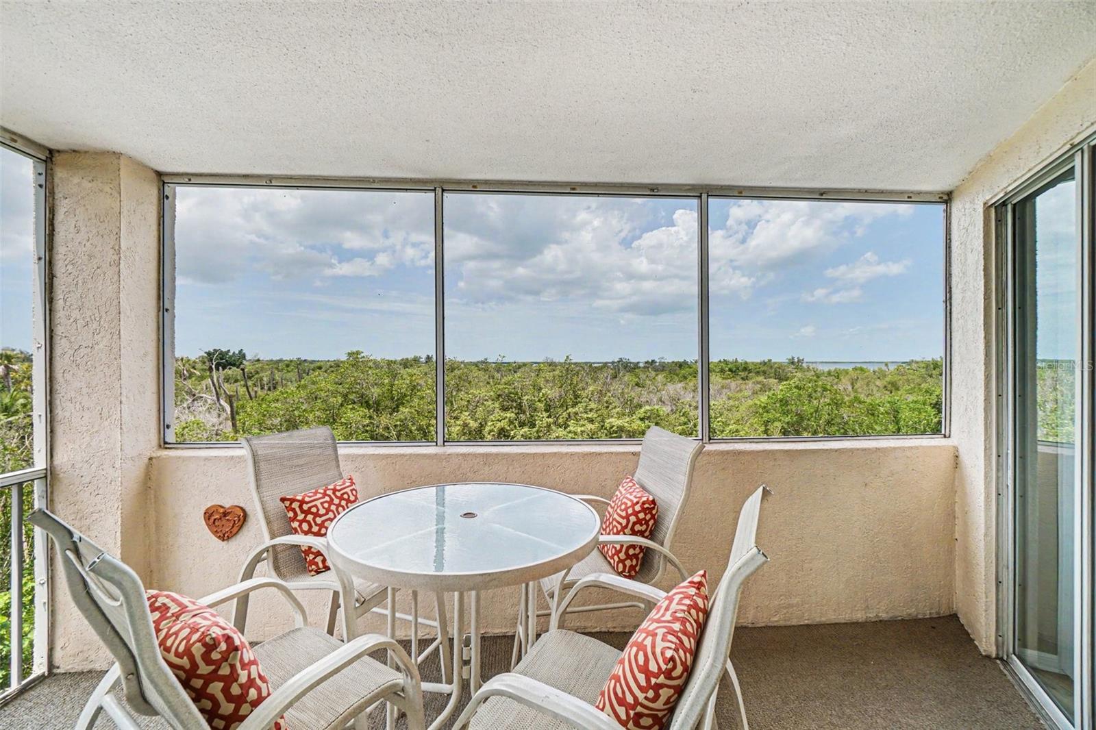 THE ESTUARIES II - Residential