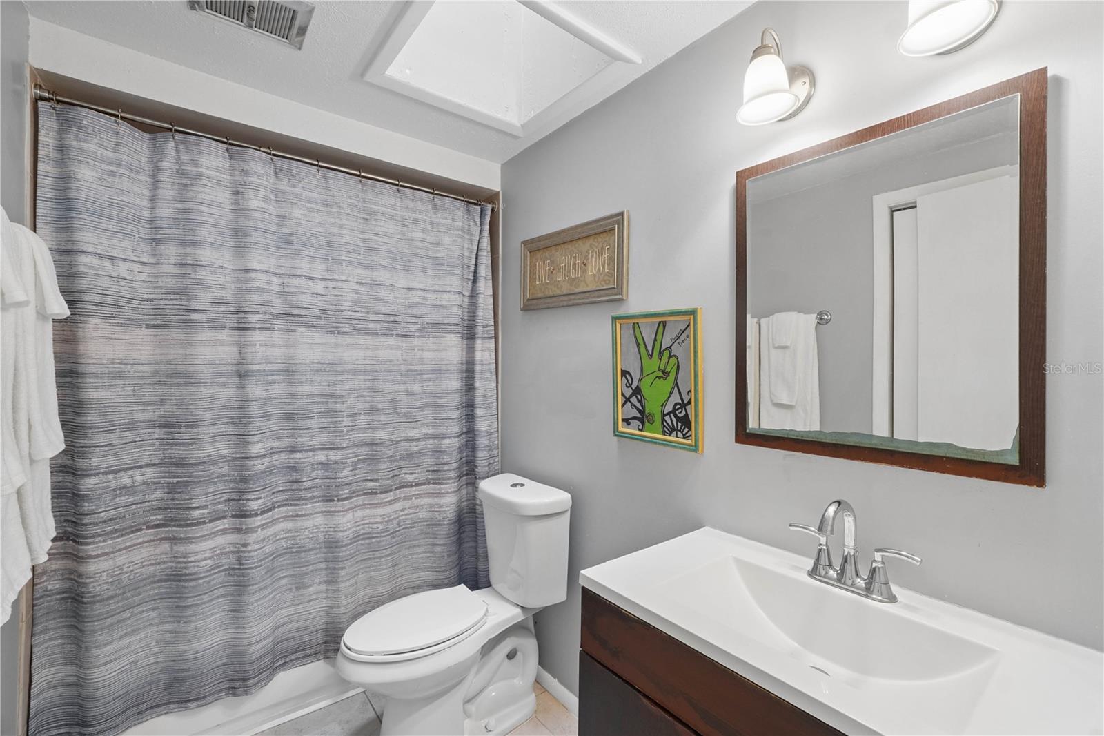 COUNTRY PLACE UNIT II - Residential