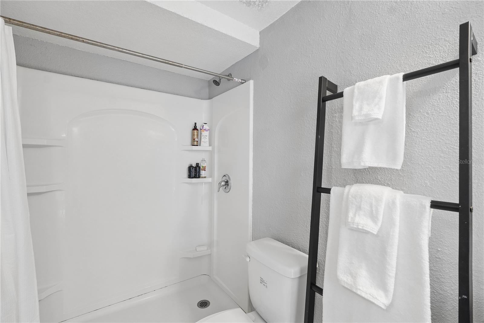 COUNTRY PLACE UNIT II - Residential
