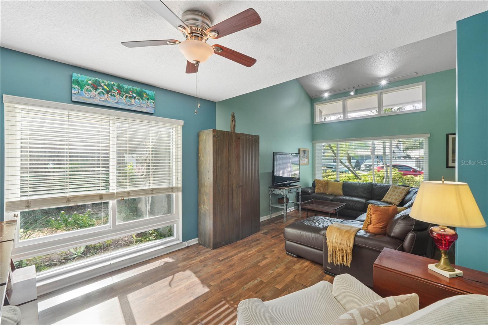 COUNTRY PLACE UNIT II - Residential