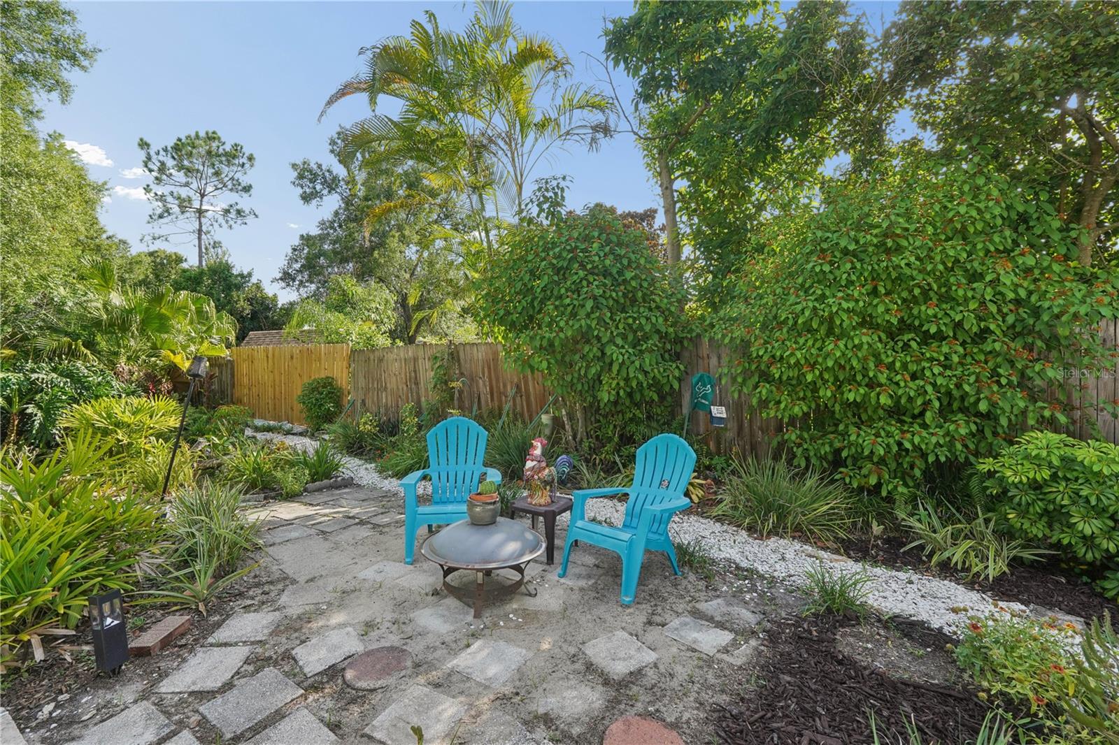 COUNTRY PLACE UNIT II - Residential