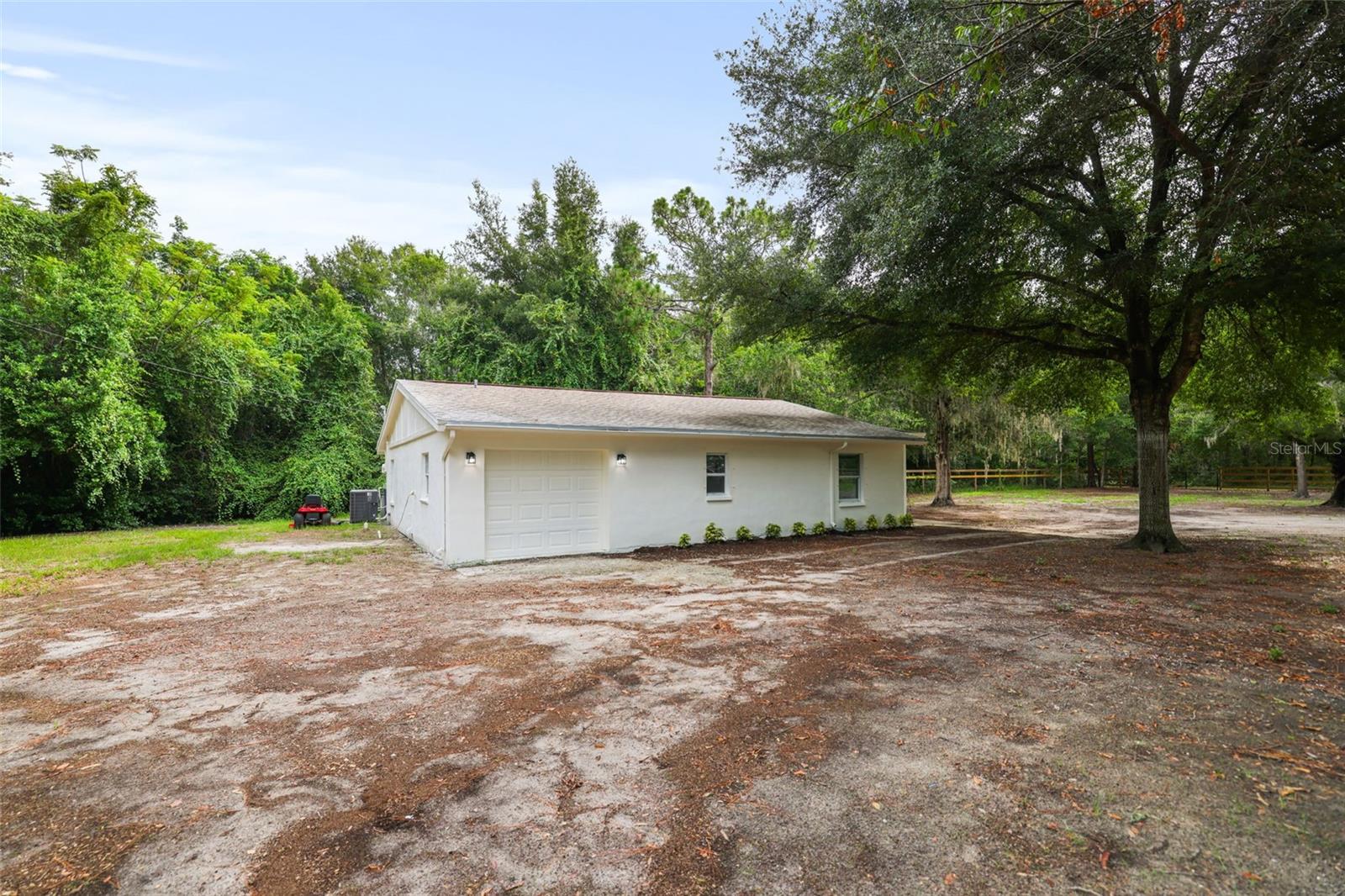 SHADY OAKS RANCHES UNREC SUB - Residential