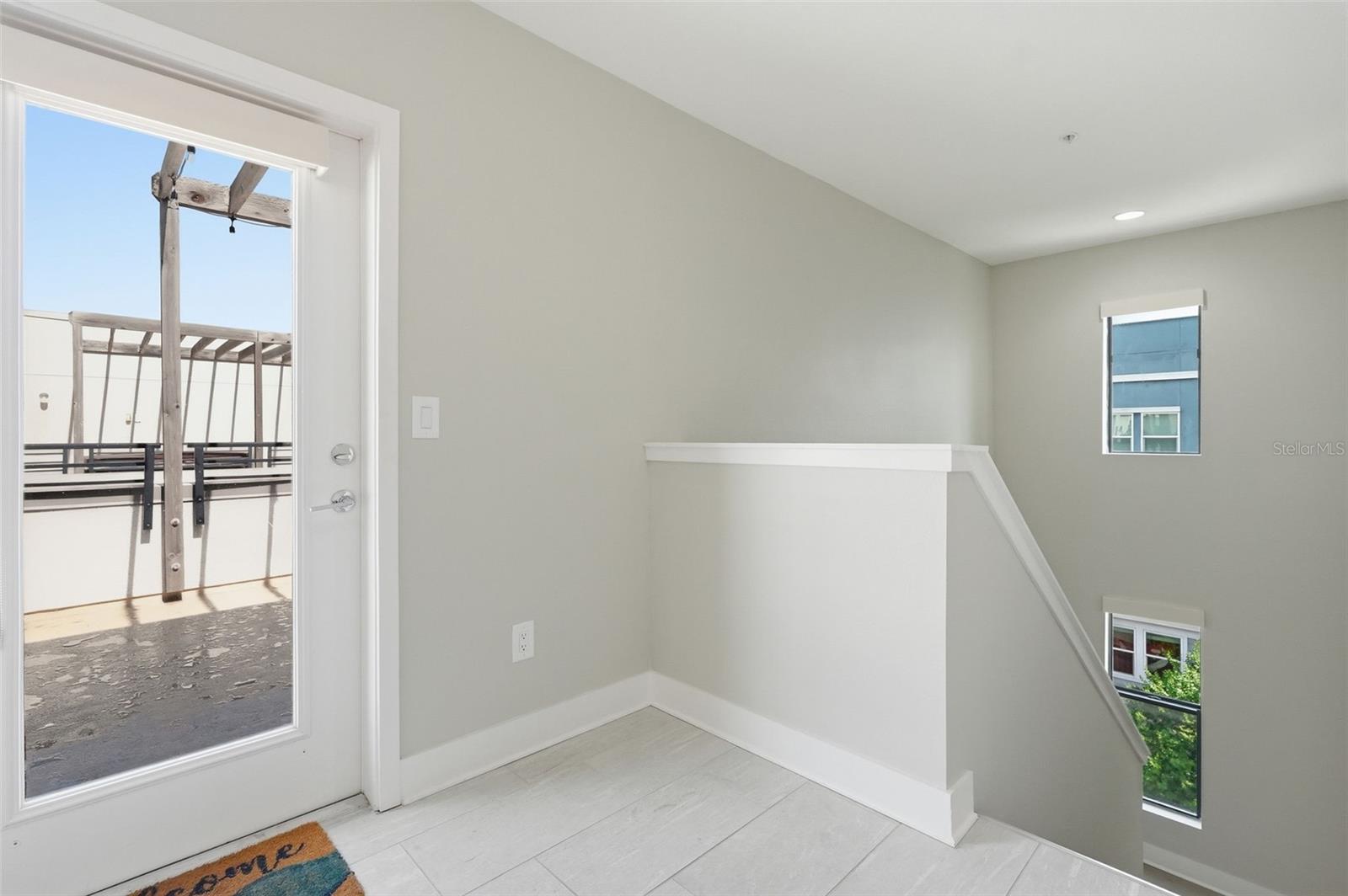 WESTSHORE VILLAGE TWNHMS - Residential
