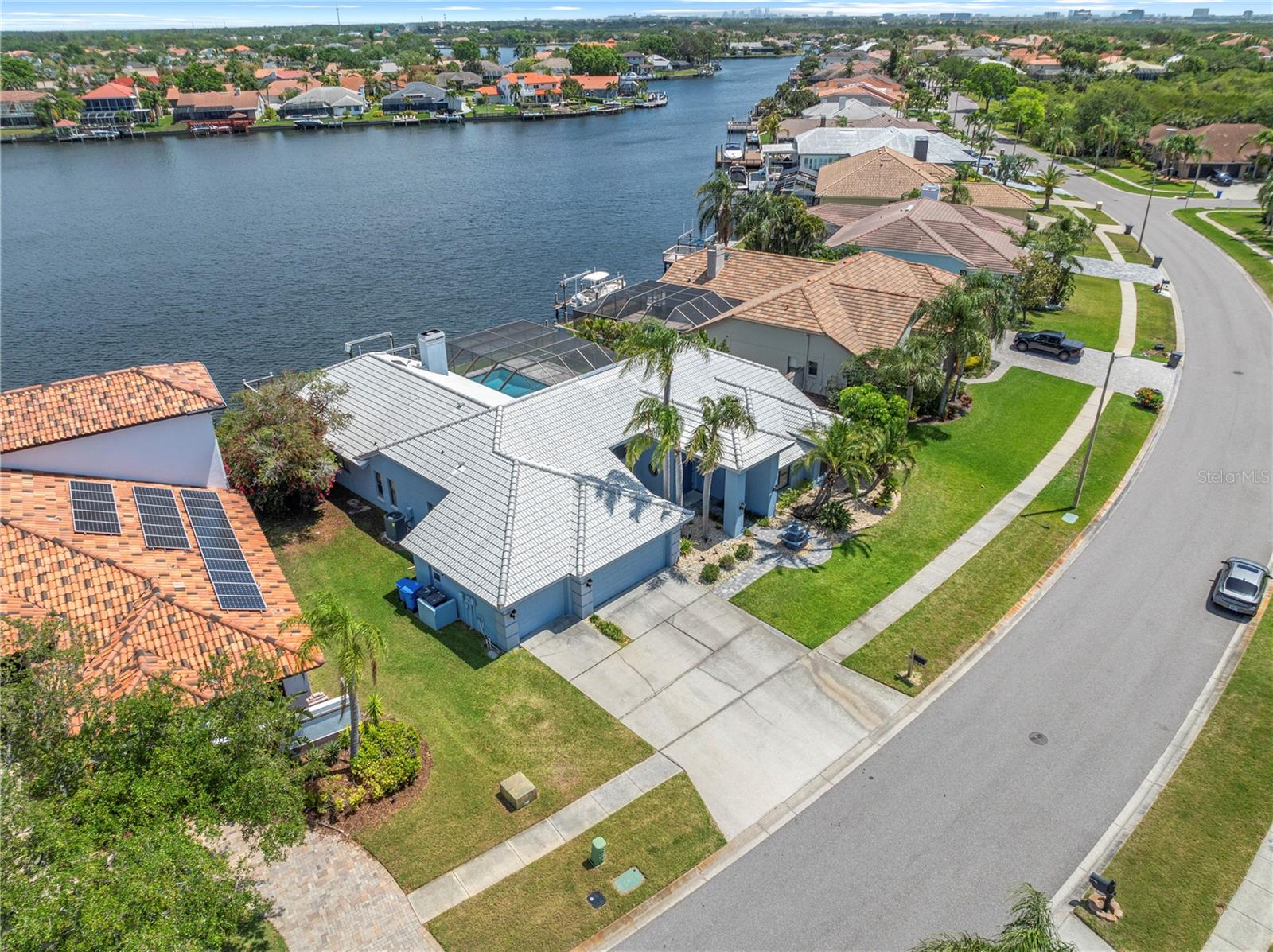BAYSIDE WEST - Residential