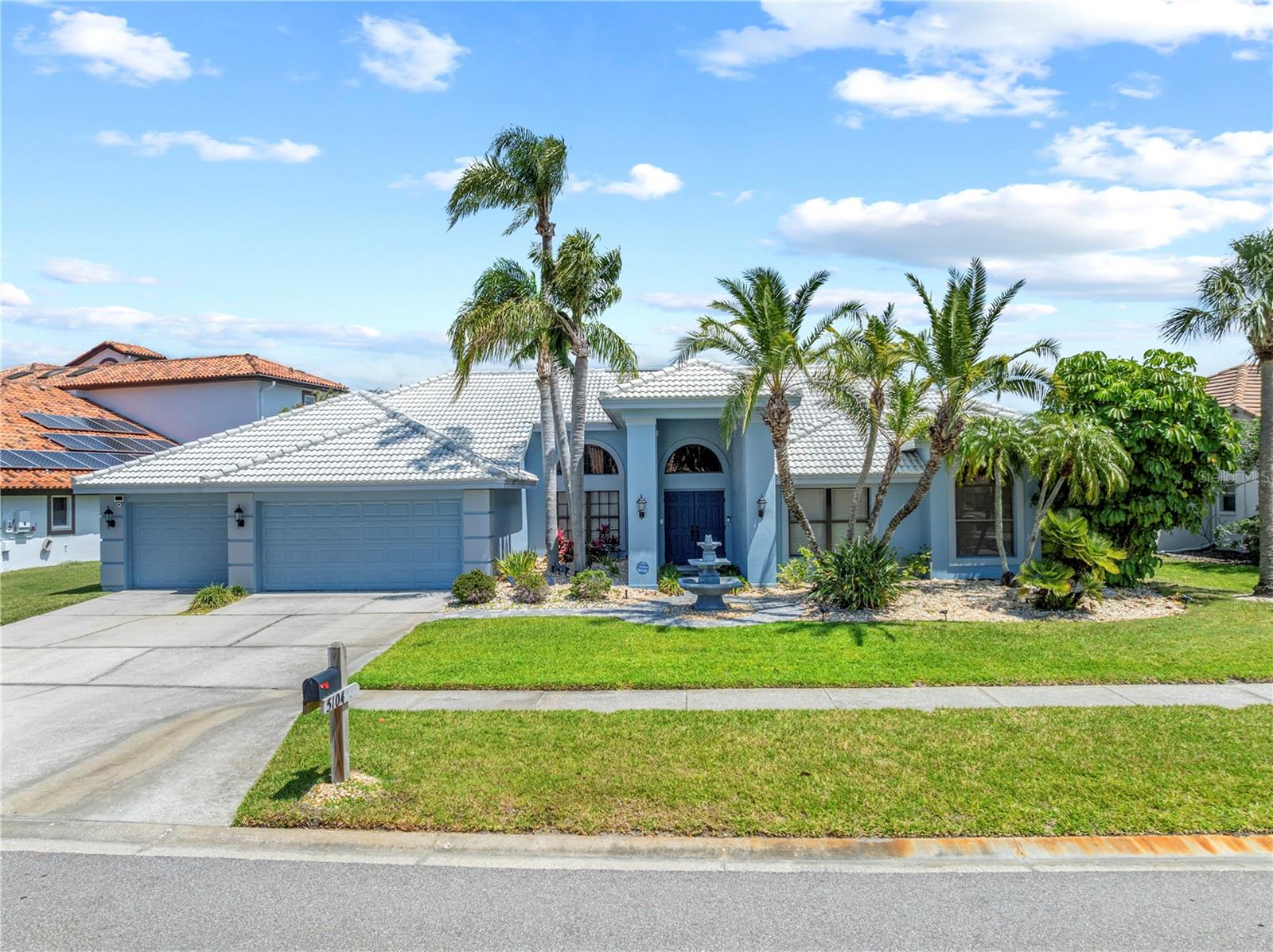 BAYSIDE WEST - Residential