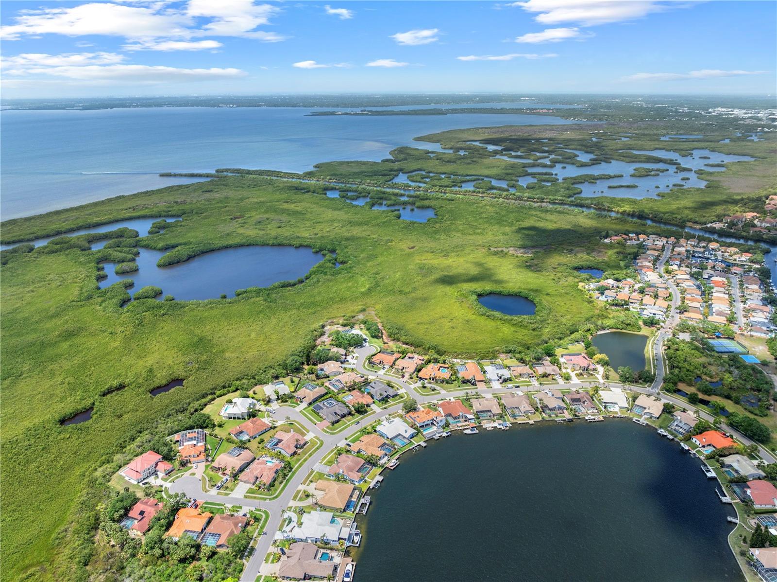 BAYSIDE WEST - Residential