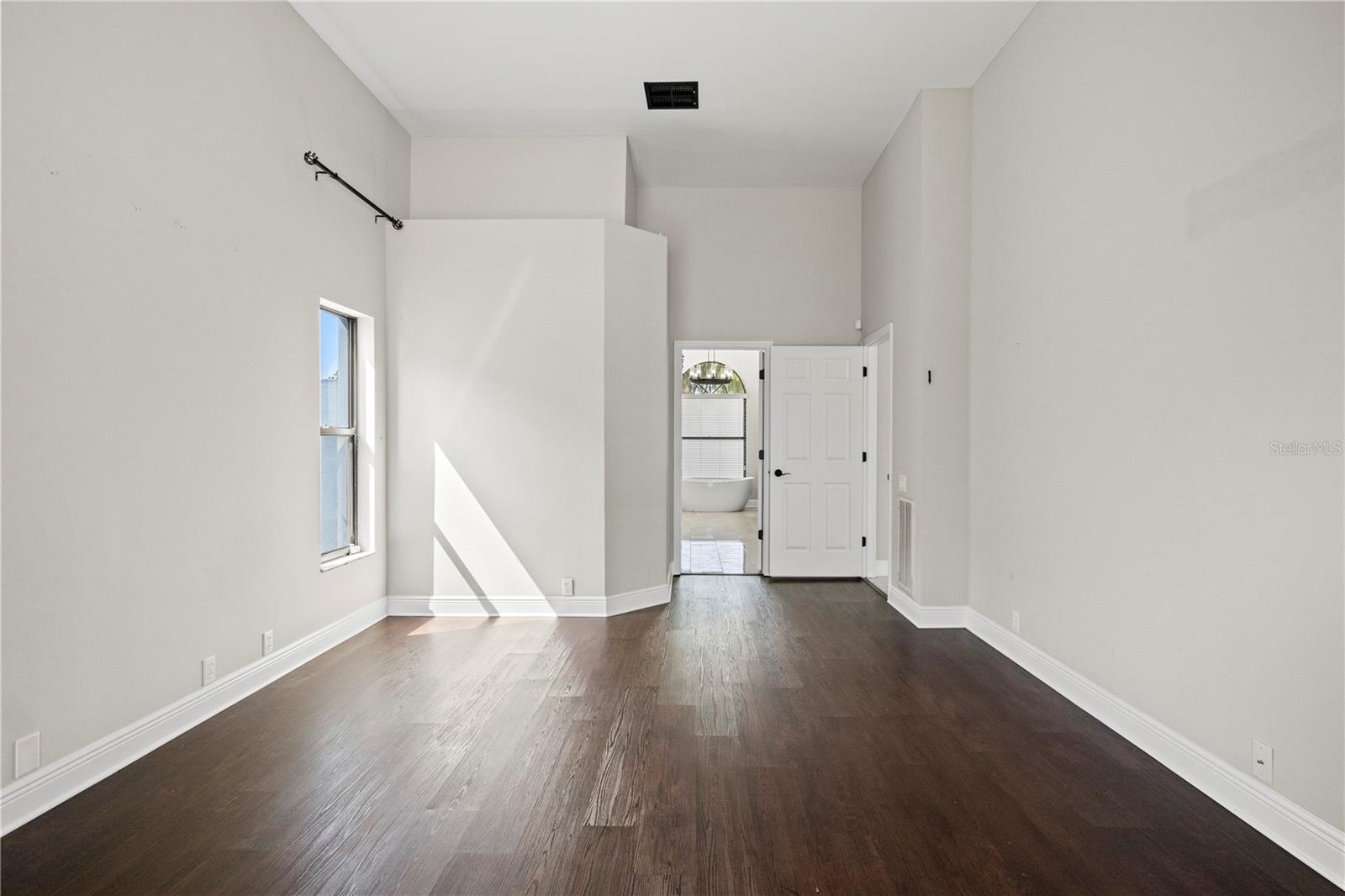 BAYSIDE WEST - Residential