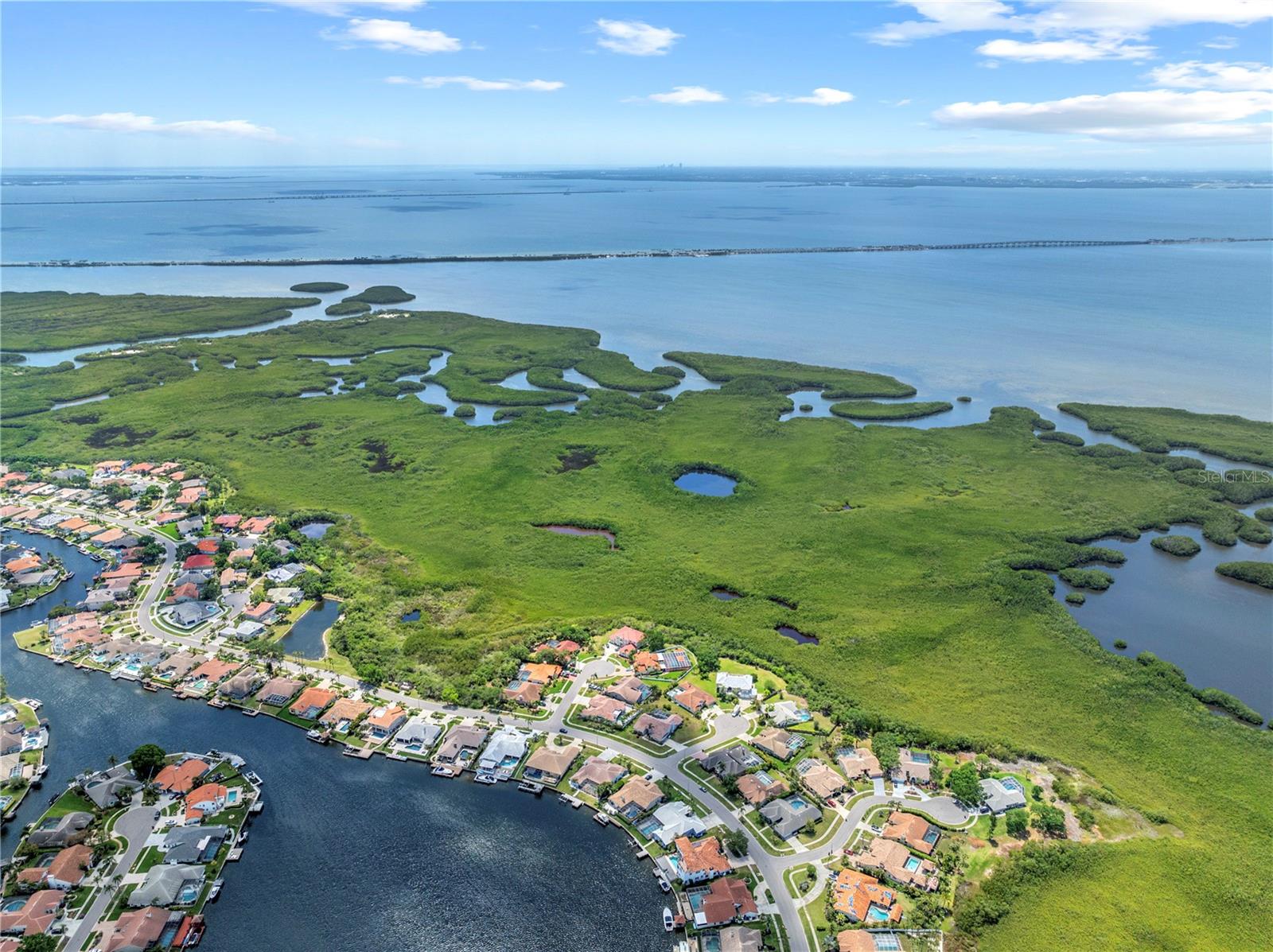 BAYSIDE WEST - Residential