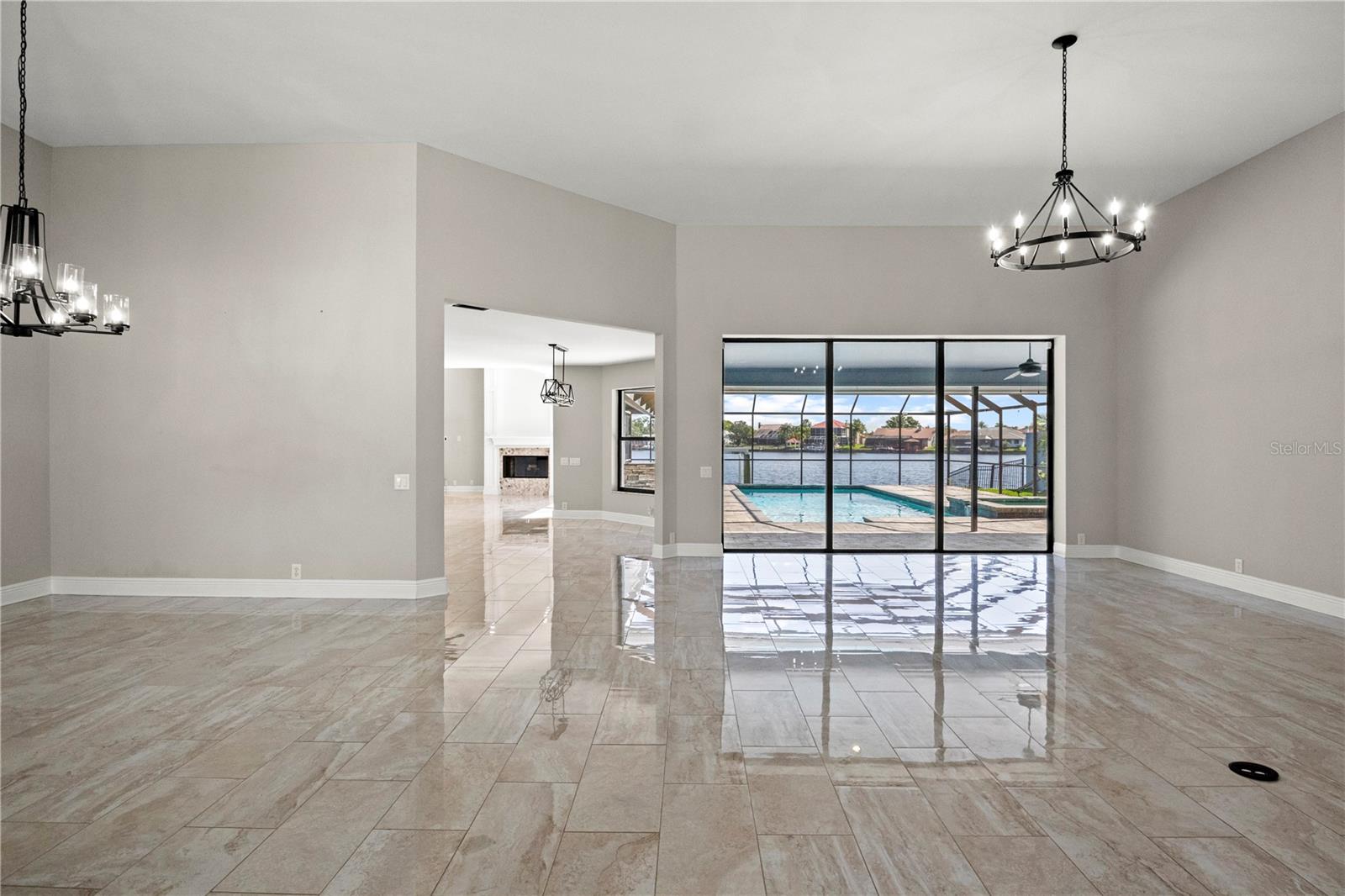 BAYSIDE WEST - Residential