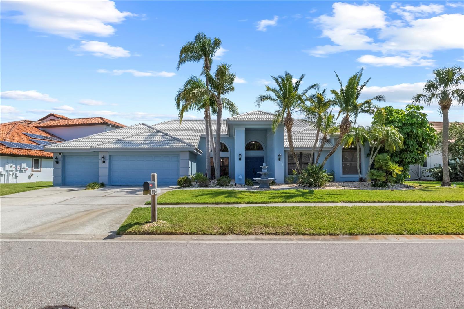 BAYSIDE WEST - Residential