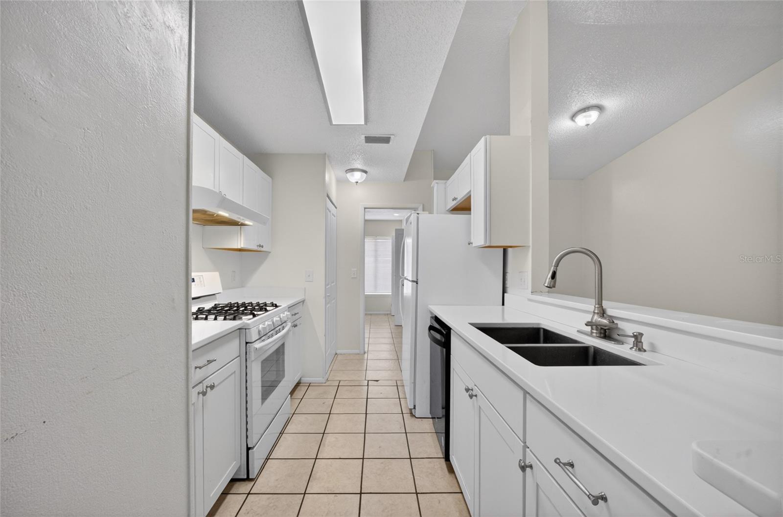 WESTSIDE TOWNHOMES - Residential