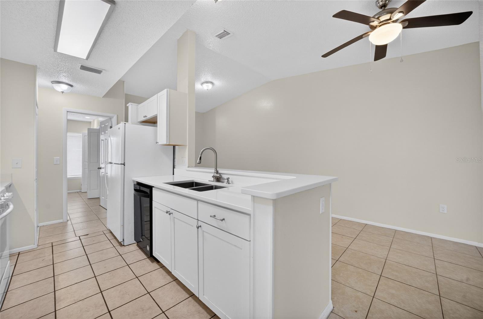 WESTSIDE TOWNHOMES - Residential