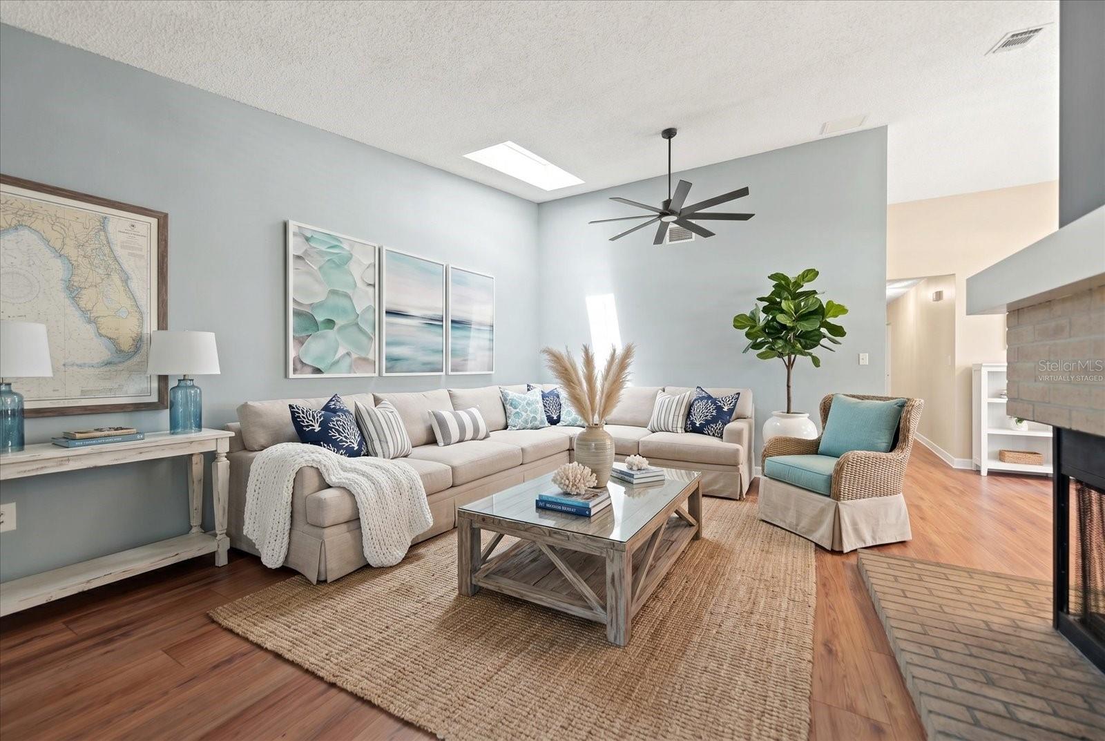 BAY TOWNE WEST - Residential