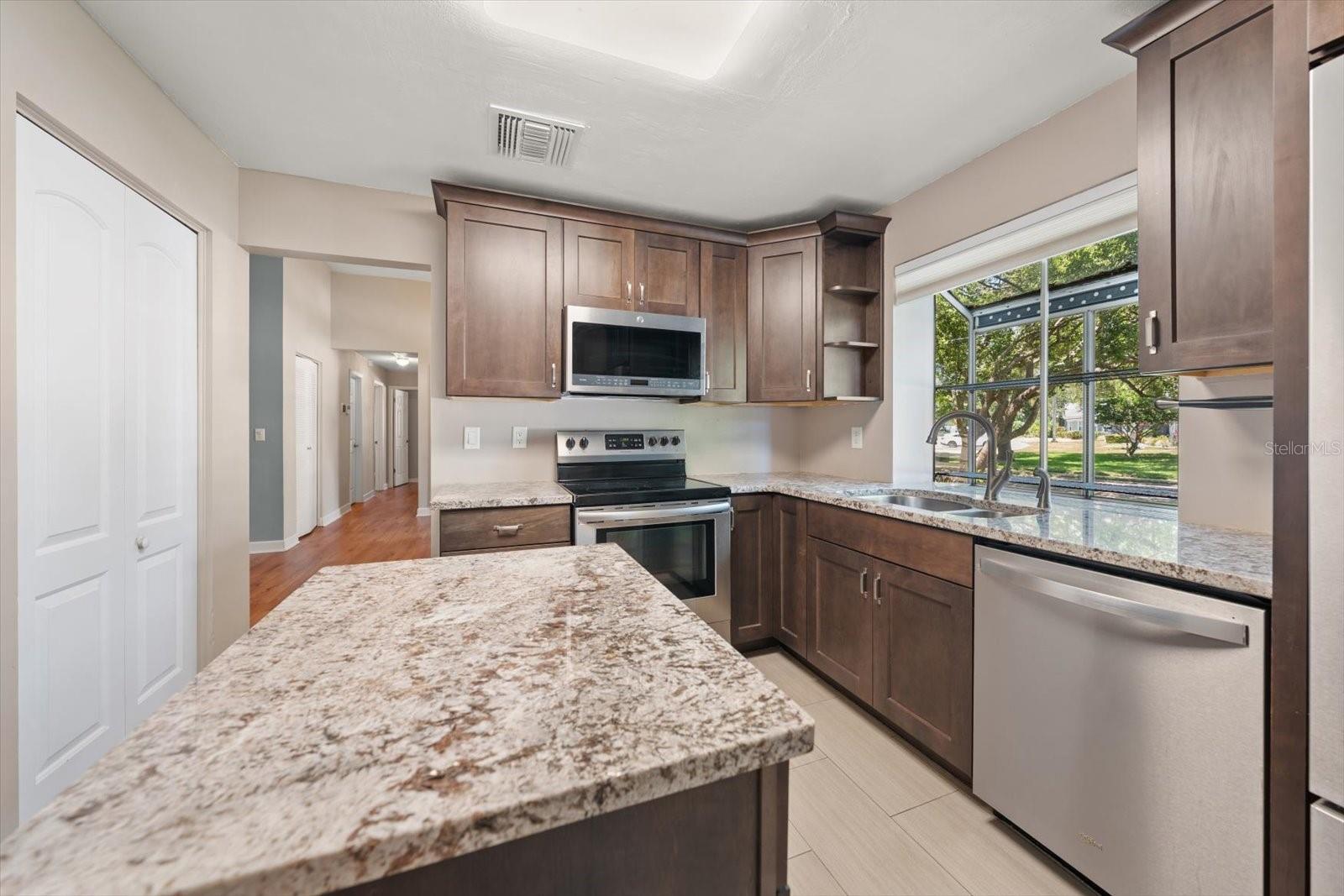 BAY TOWNE WEST - Residential